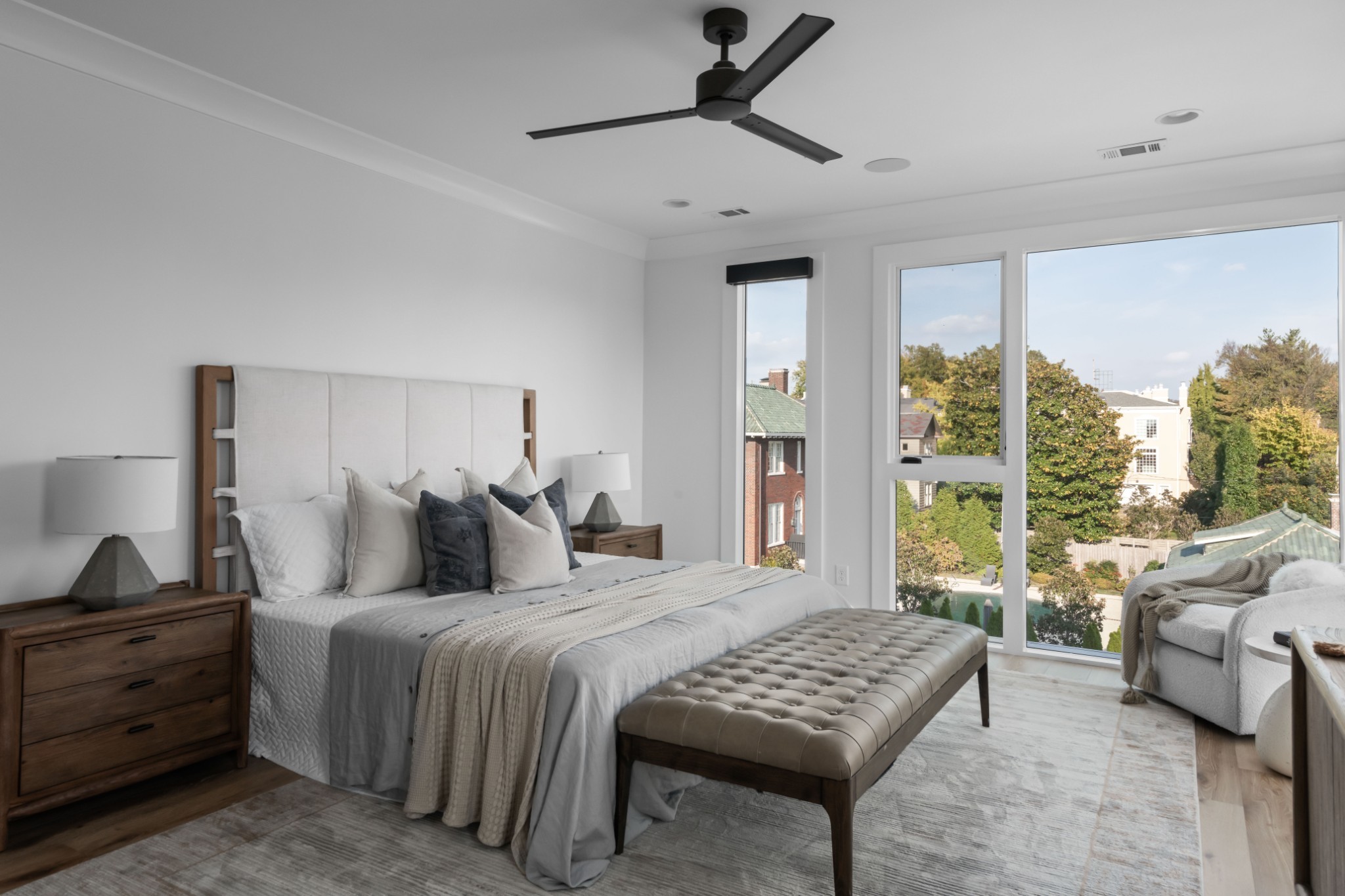 95 Leonard Ave Unit: 8