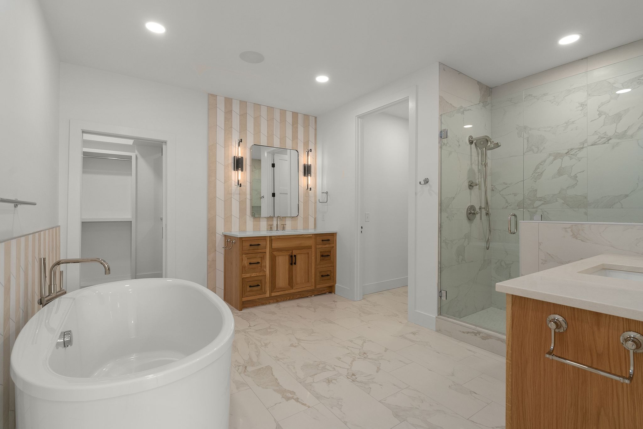 95 Leonard Ave Unit: 1