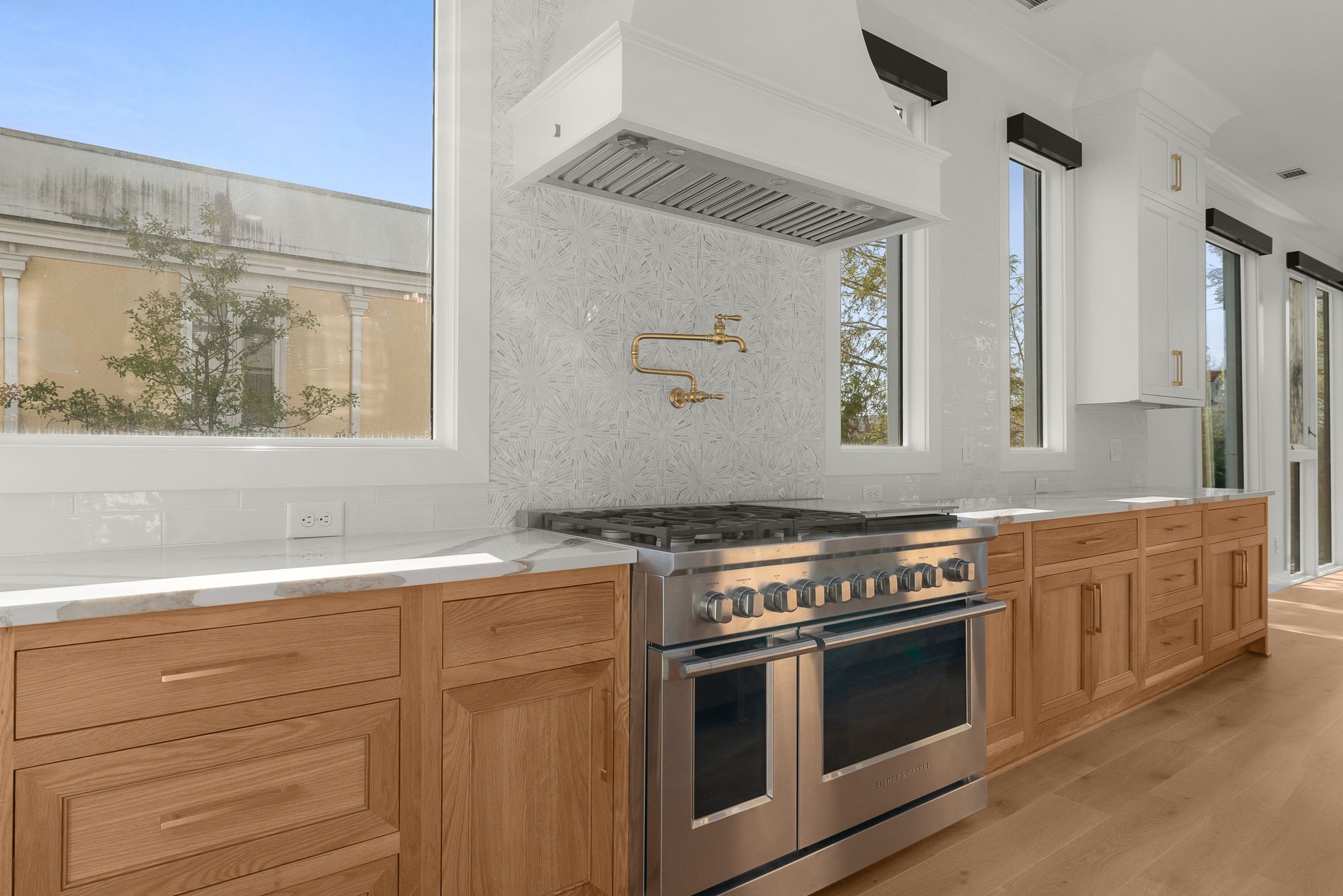 95 Leonard Ave Unit: 1