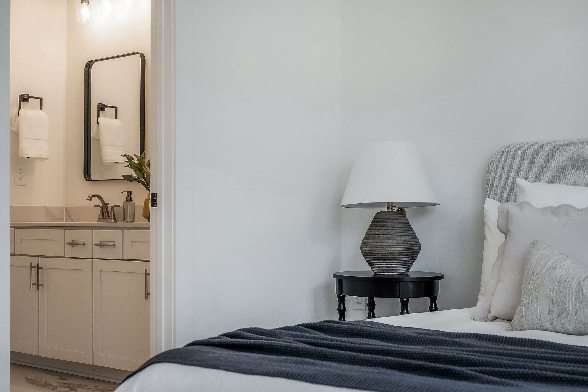 211 South High St Unit: 22