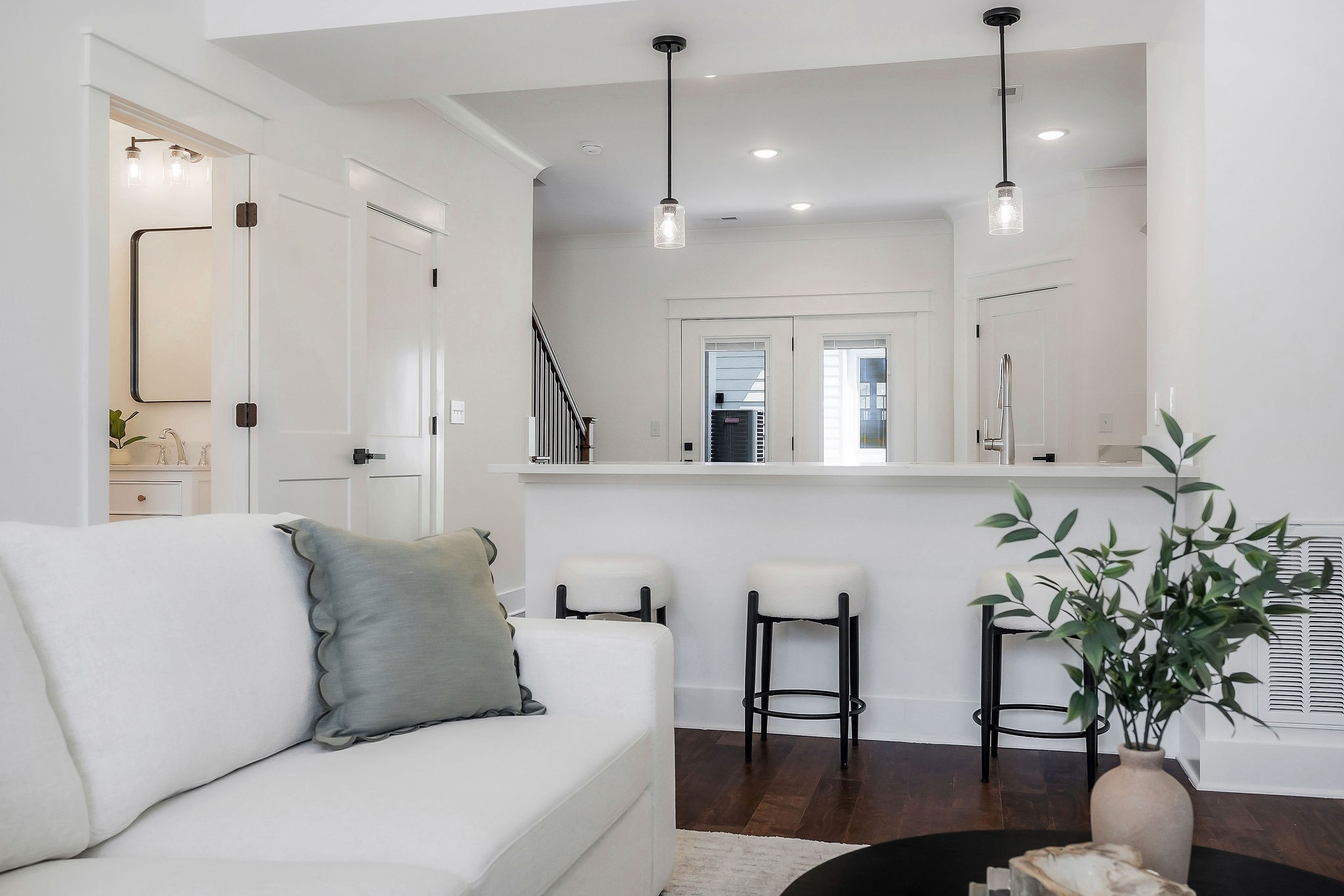 211 South High St Unit: 22