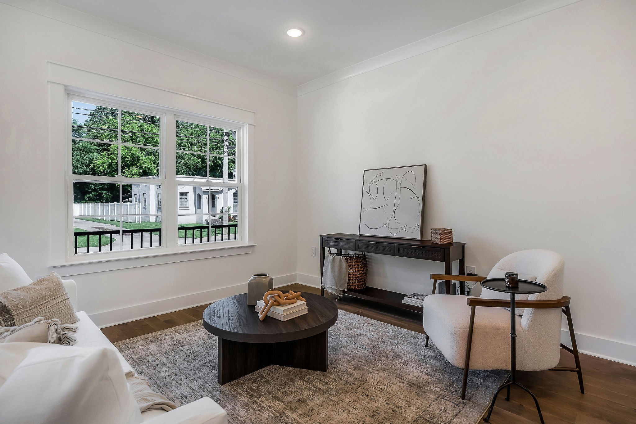 207 South High St Unit: 9