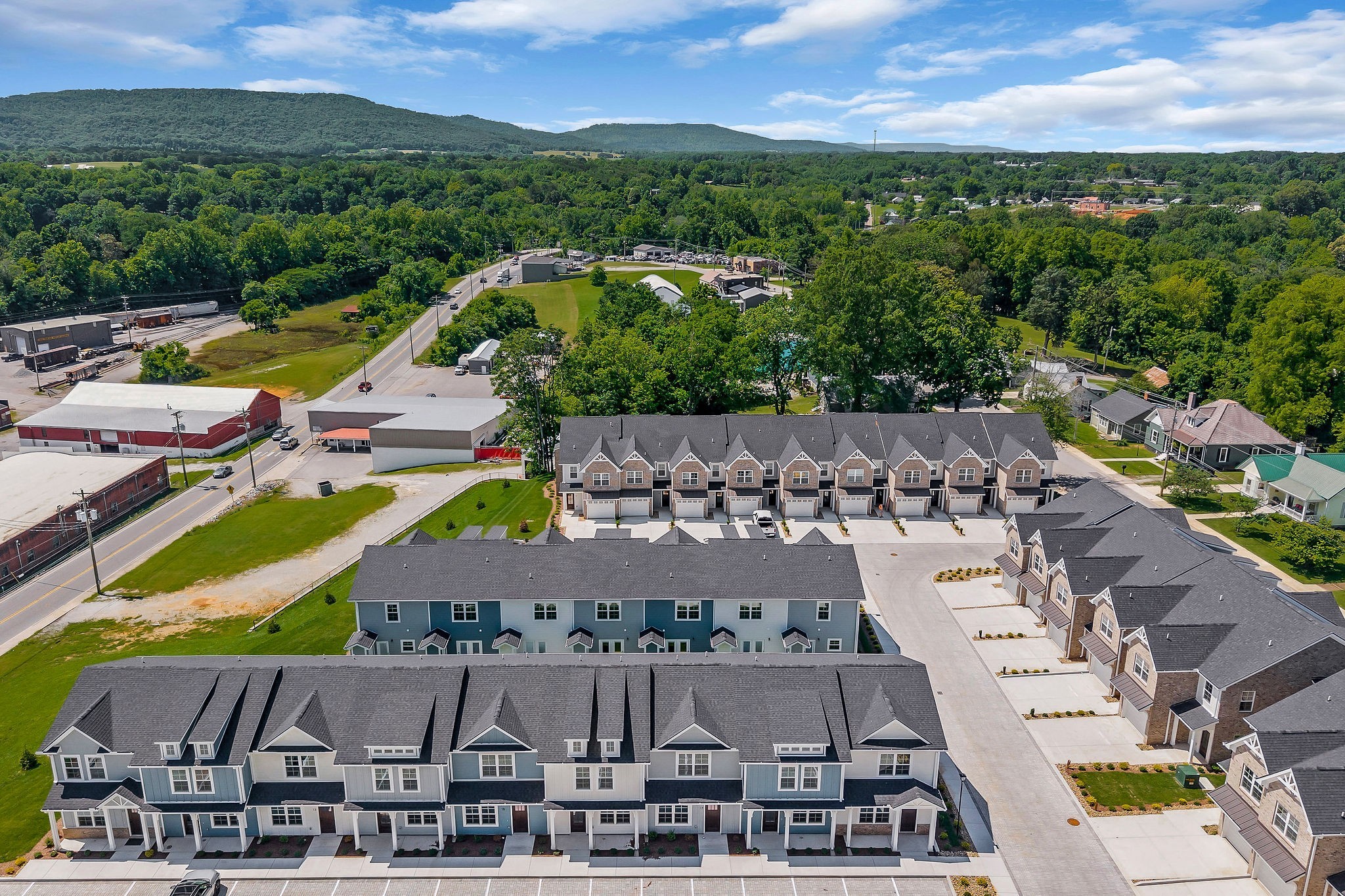 207 South High St Unit: 9