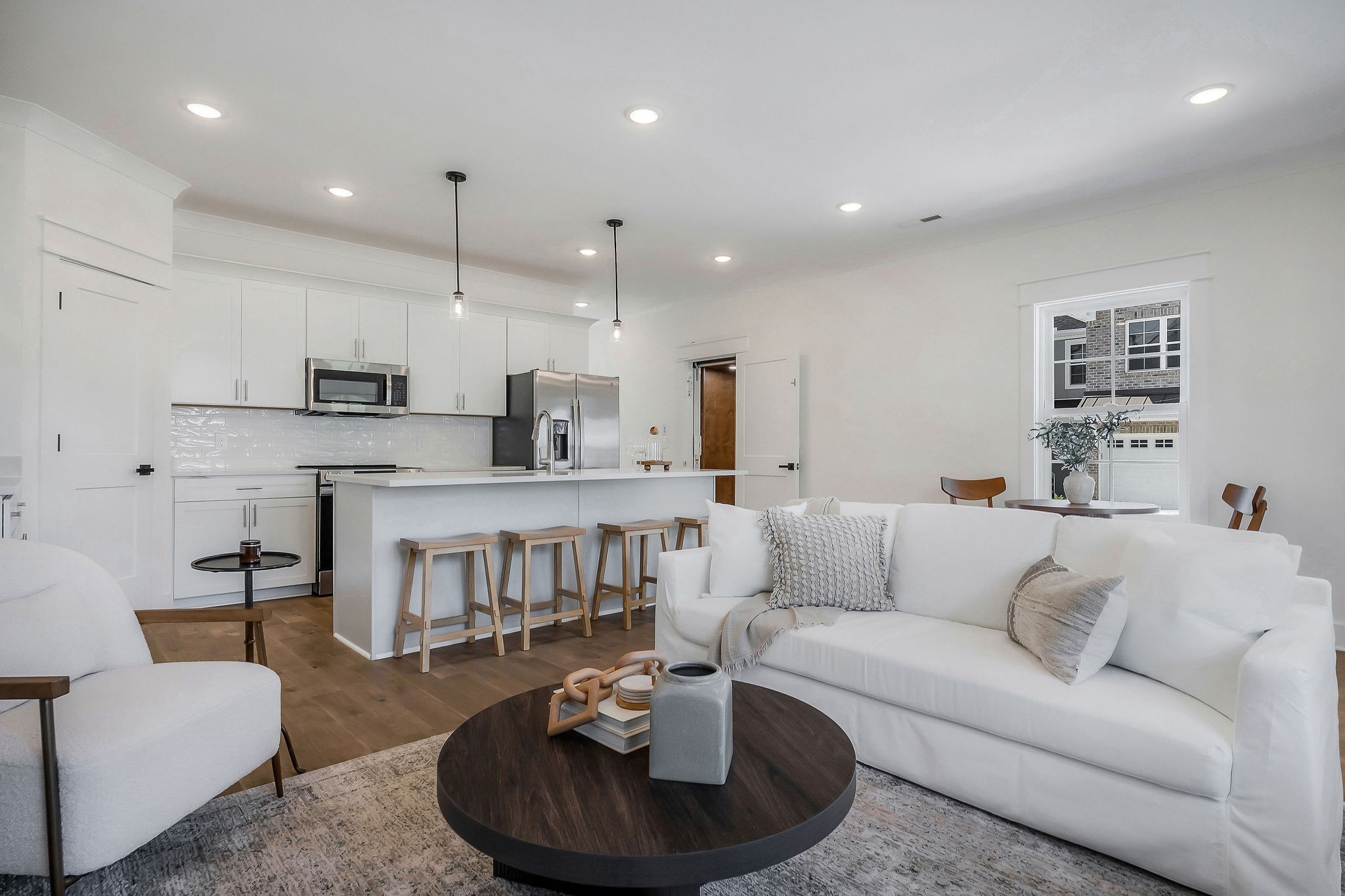 207 South High St Unit: 9