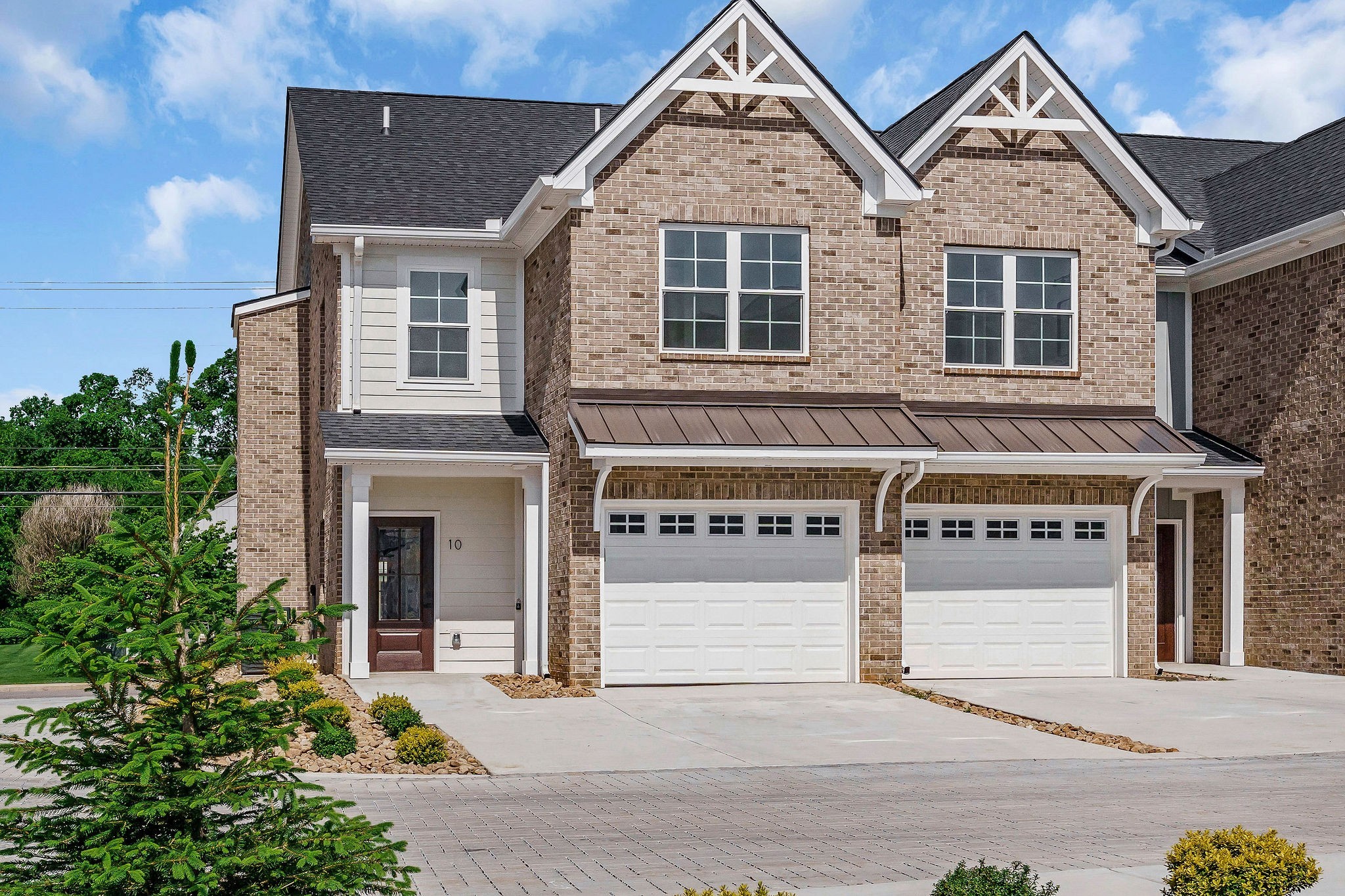 207 South High St Unit: 9