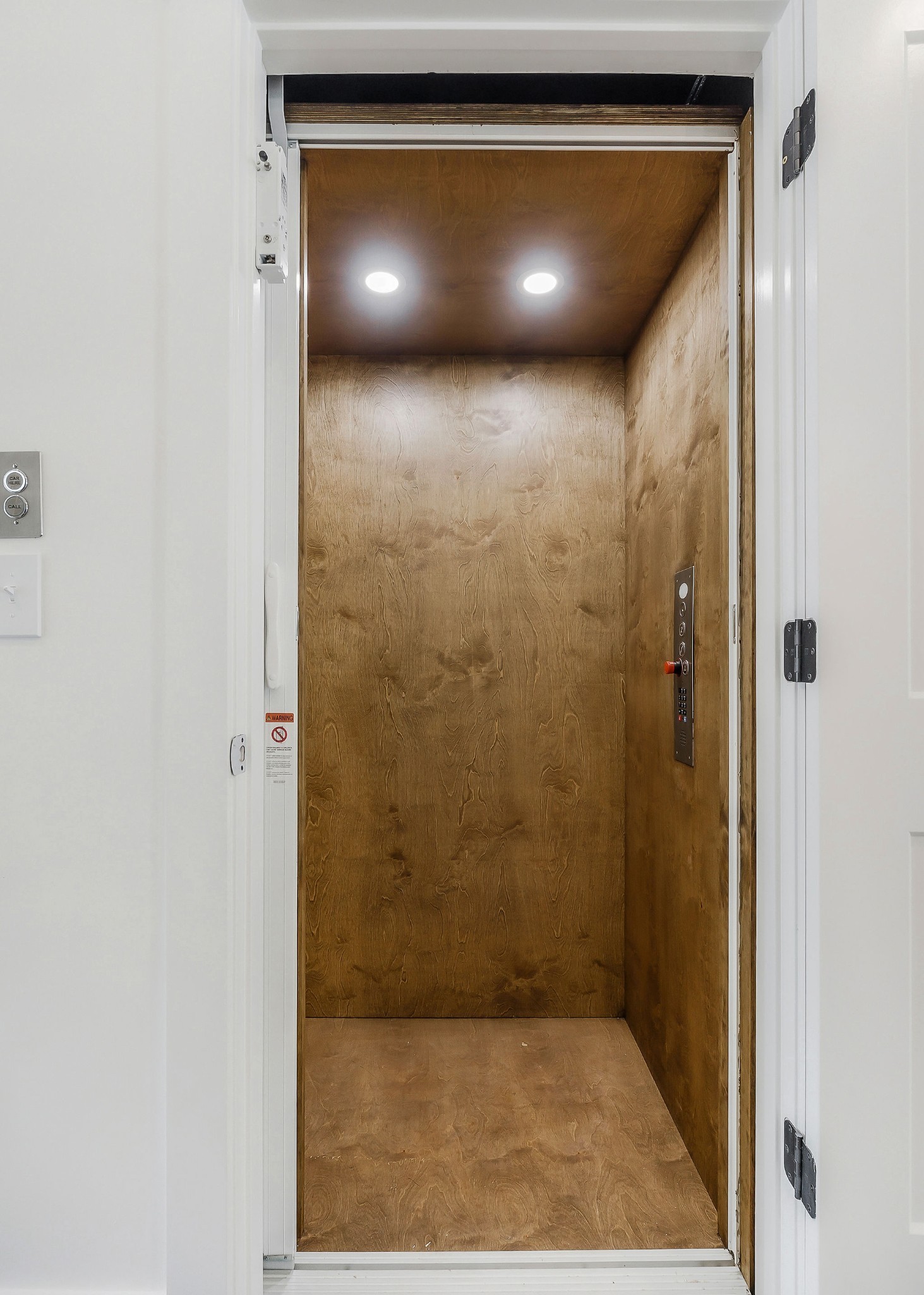 207 South High St Unit: 9