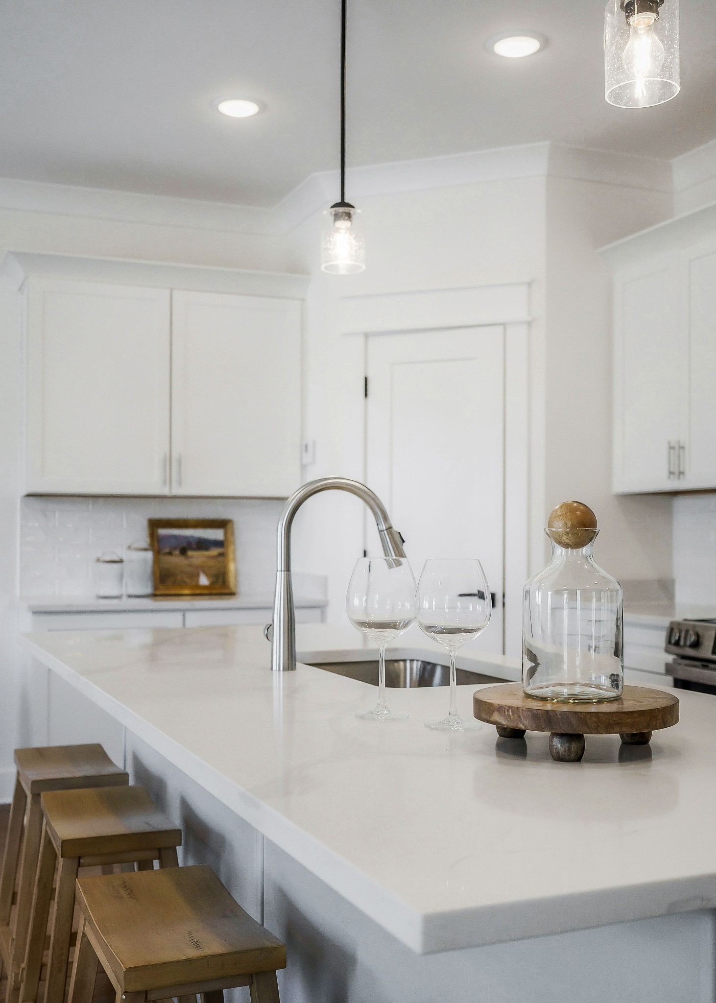 207 South High St Unit: 9