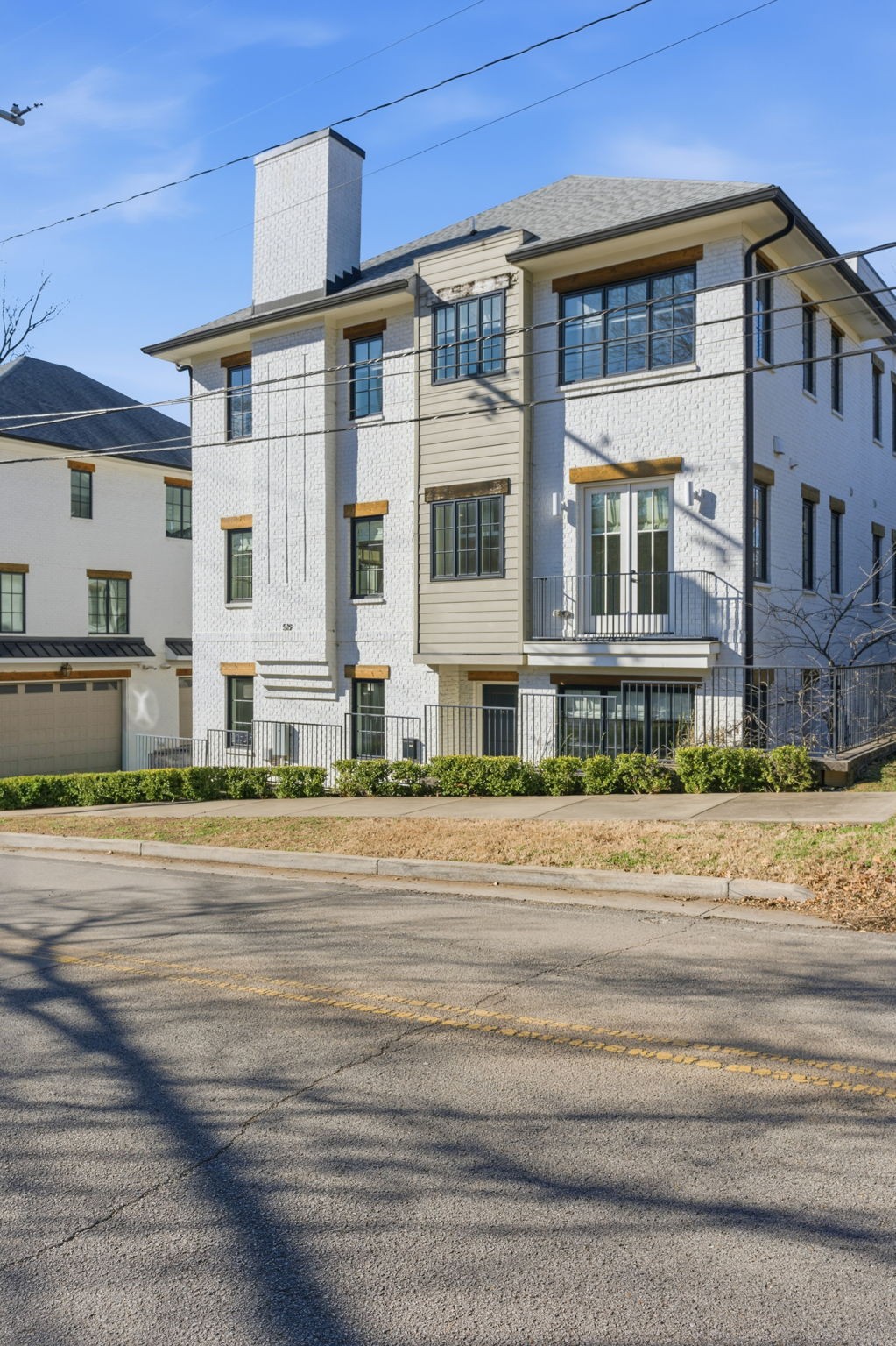 519 Chesterfield Ave Unit: 1