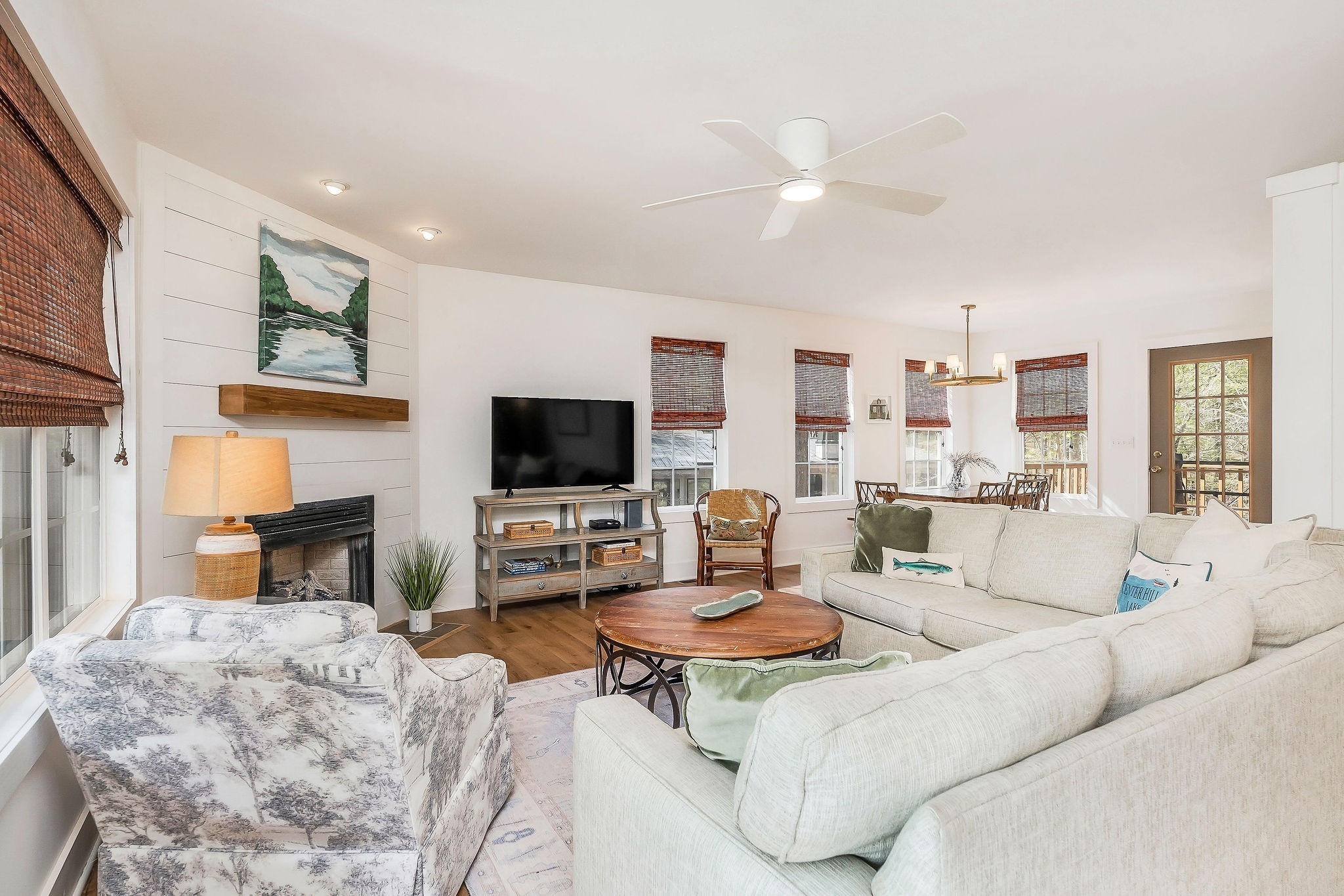 1219 Four Seasons Dr