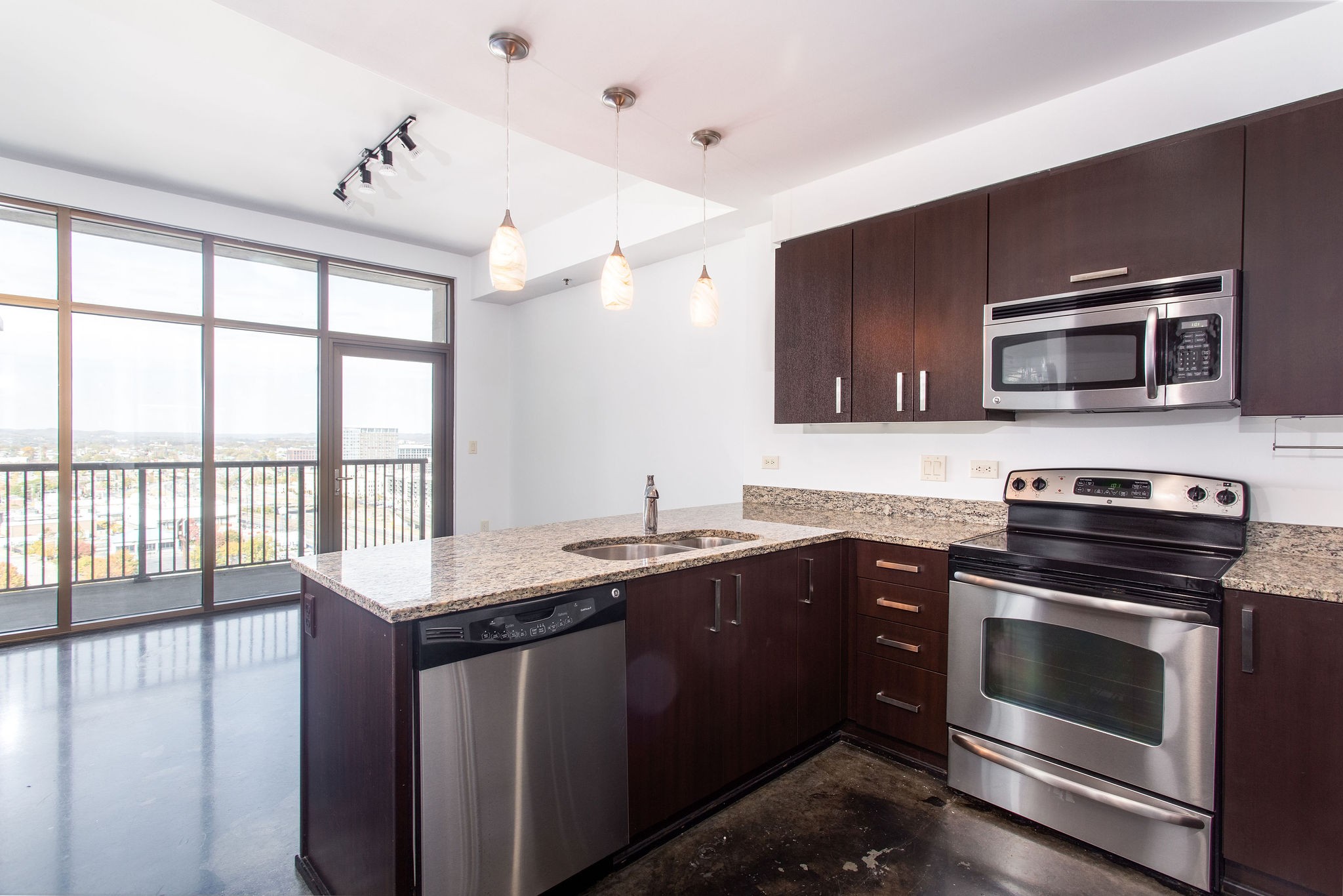 1510 Demonbreun St Unit: 1207