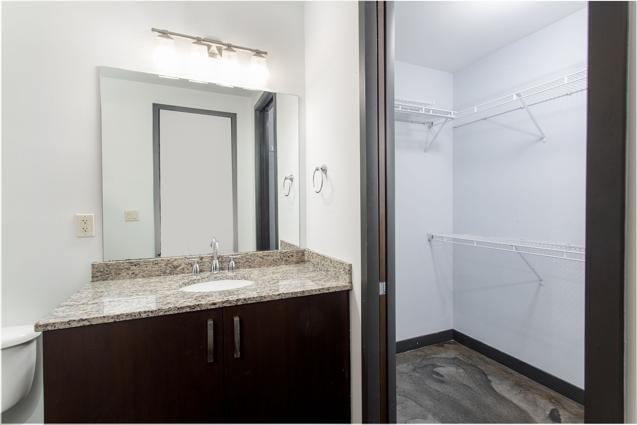 1510 Demonbreun St Unit: 1207