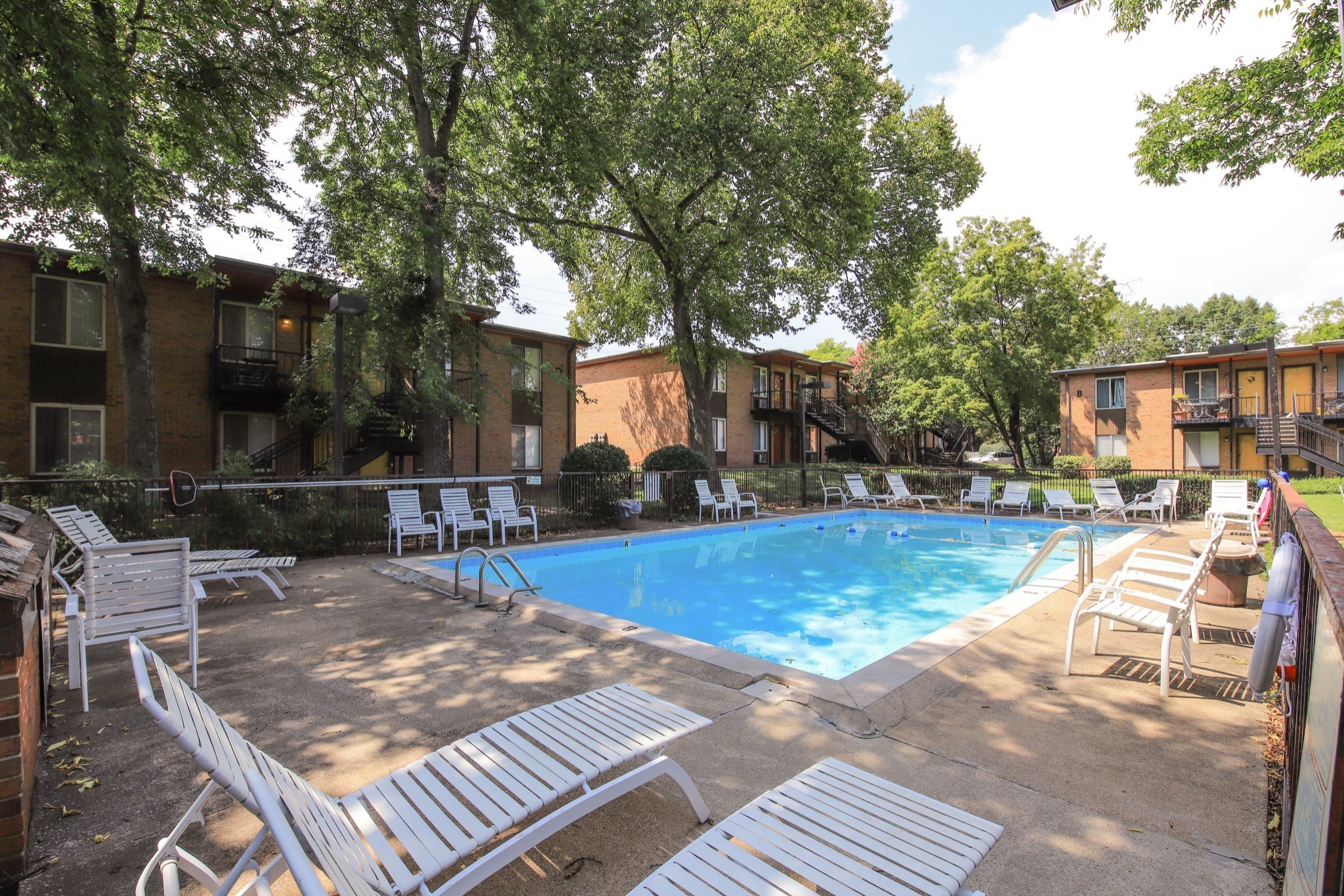 3600 Hillsboro Pike Unit: D1