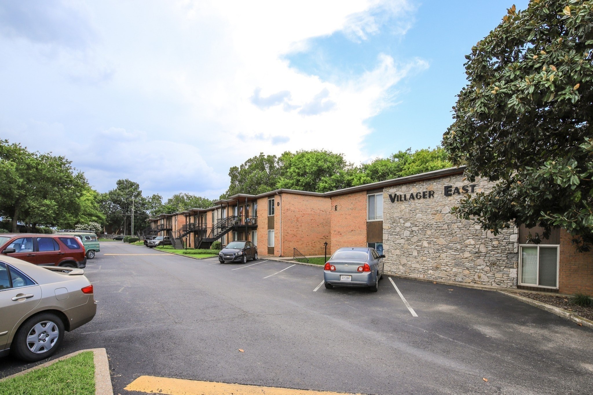 3600 Hillsboro Pike Unit: D1