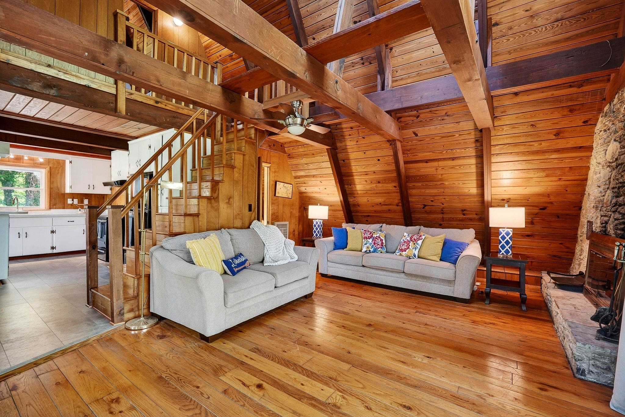 280 Hurricane Hill Rd