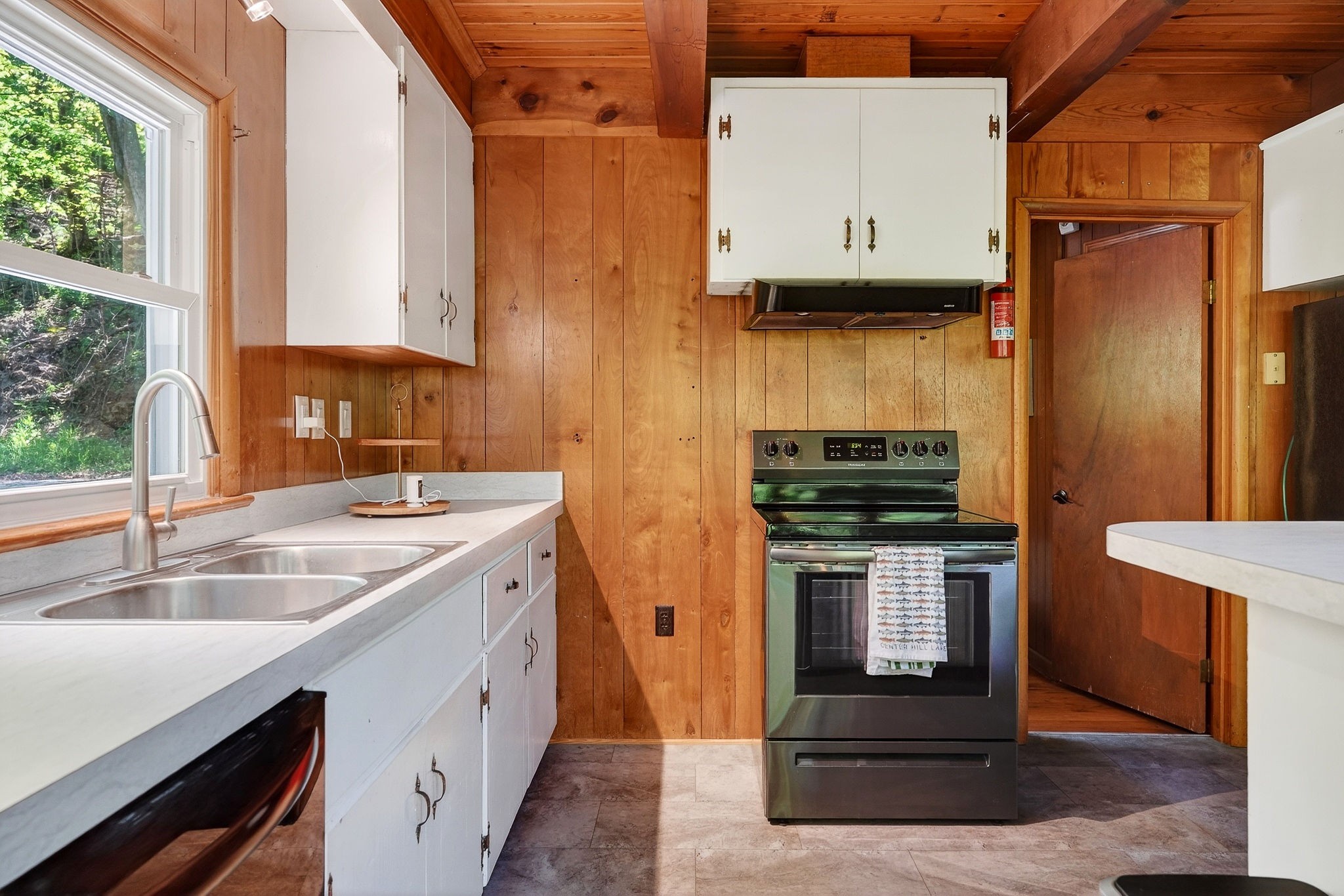 280 Hurricane Hill Rd