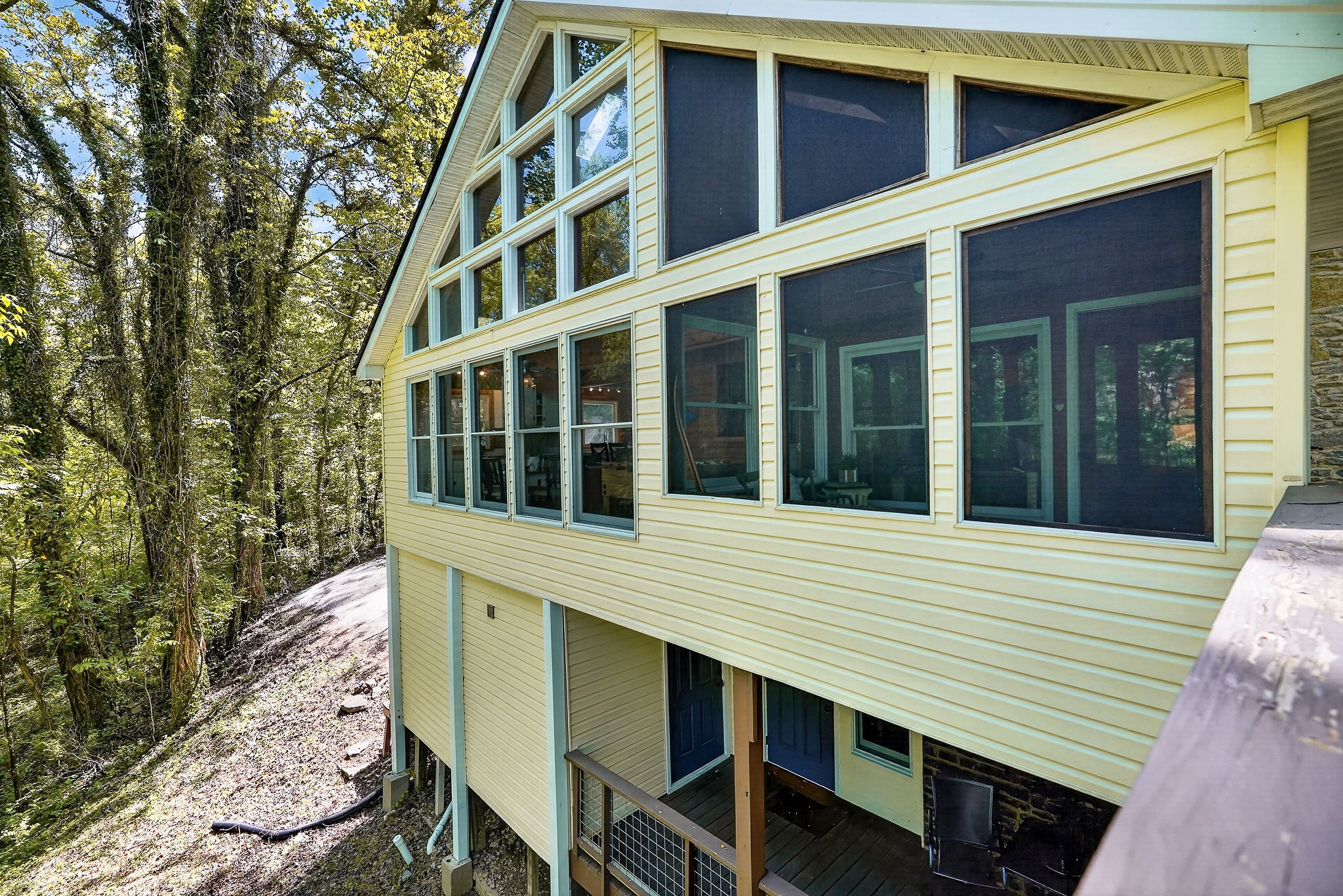 280 Hurricane Hill Rd