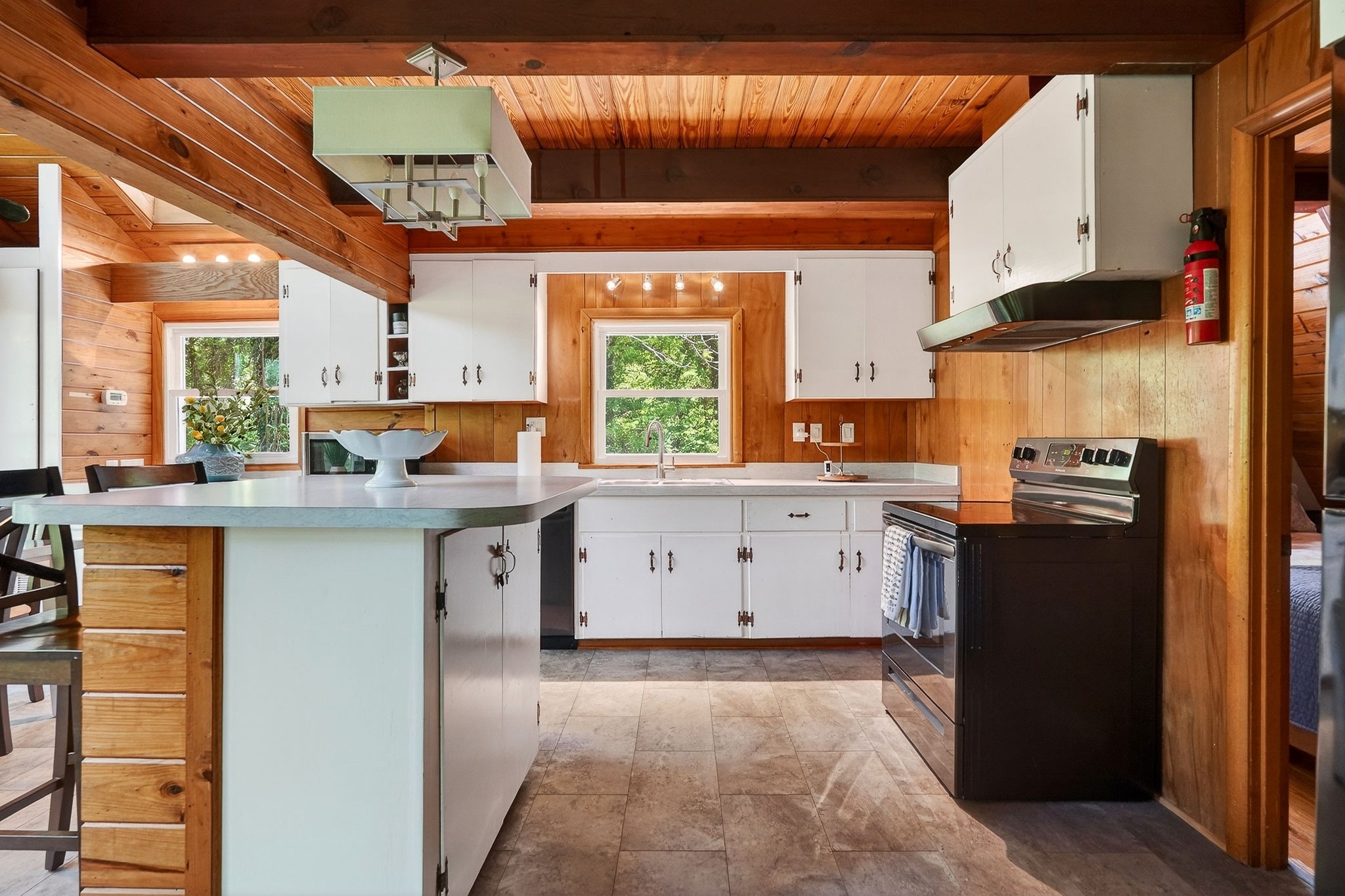 280 Hurricane Hill Rd