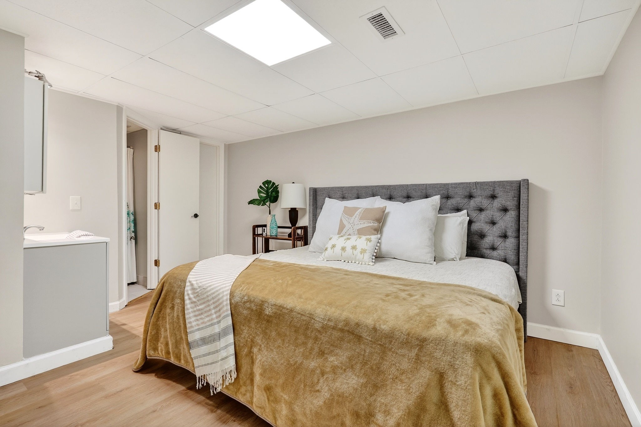 280 Hurricane Hill Rd