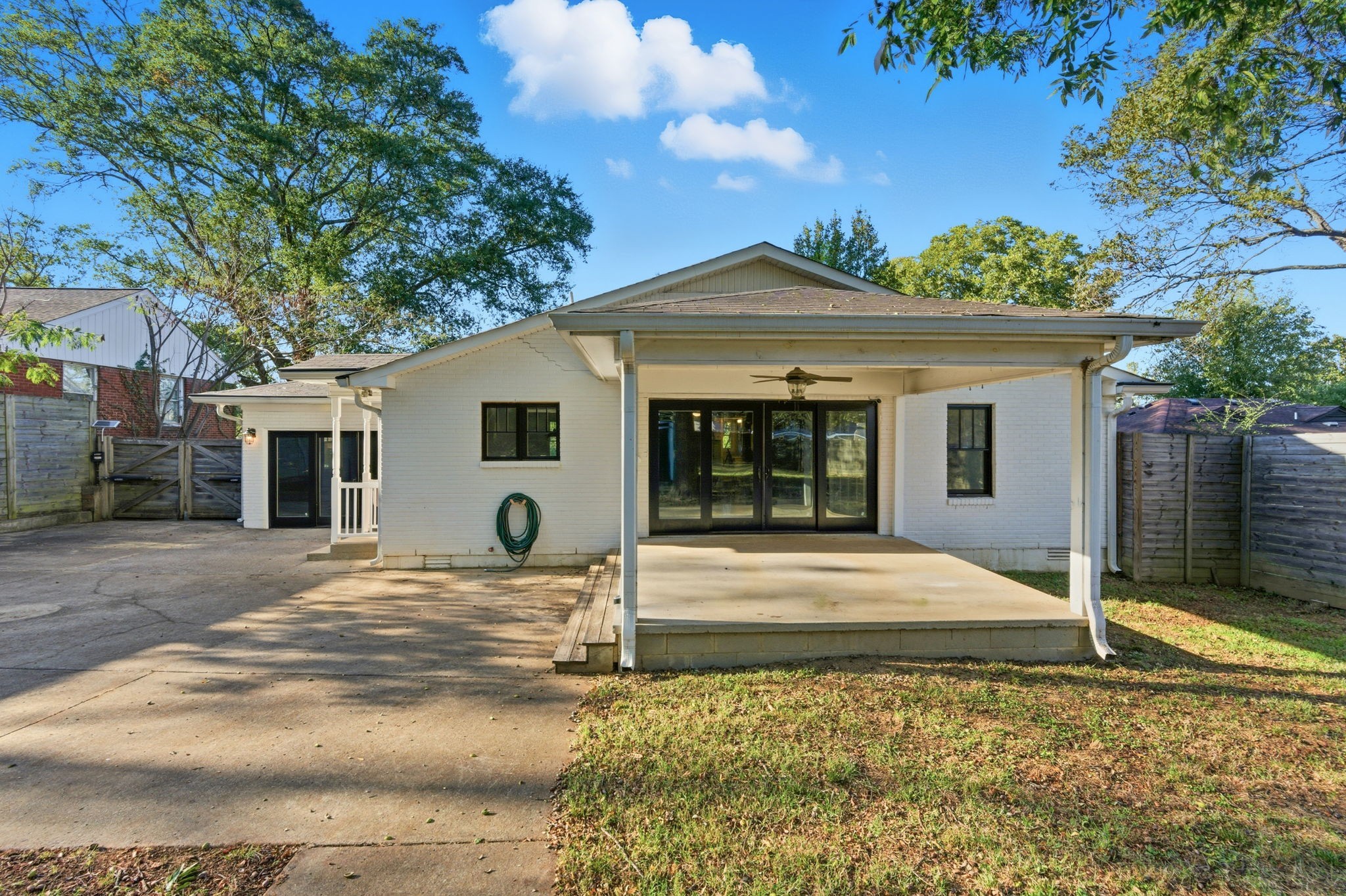 512 Bismark Dr