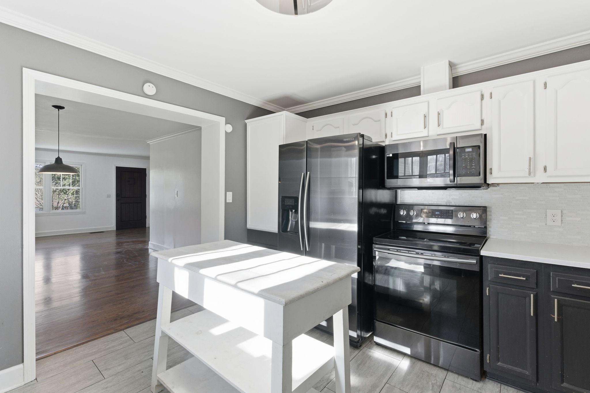 512 Bismark Dr