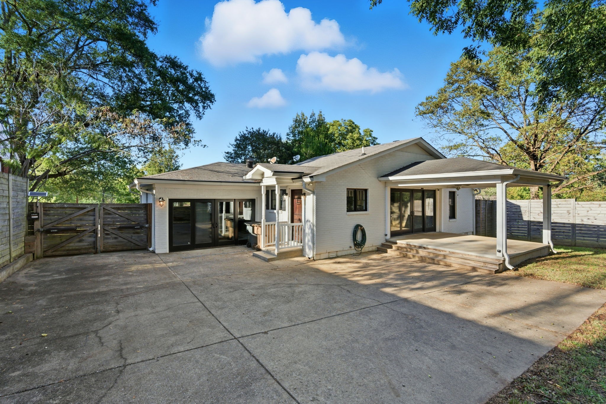 512 Bismark Dr