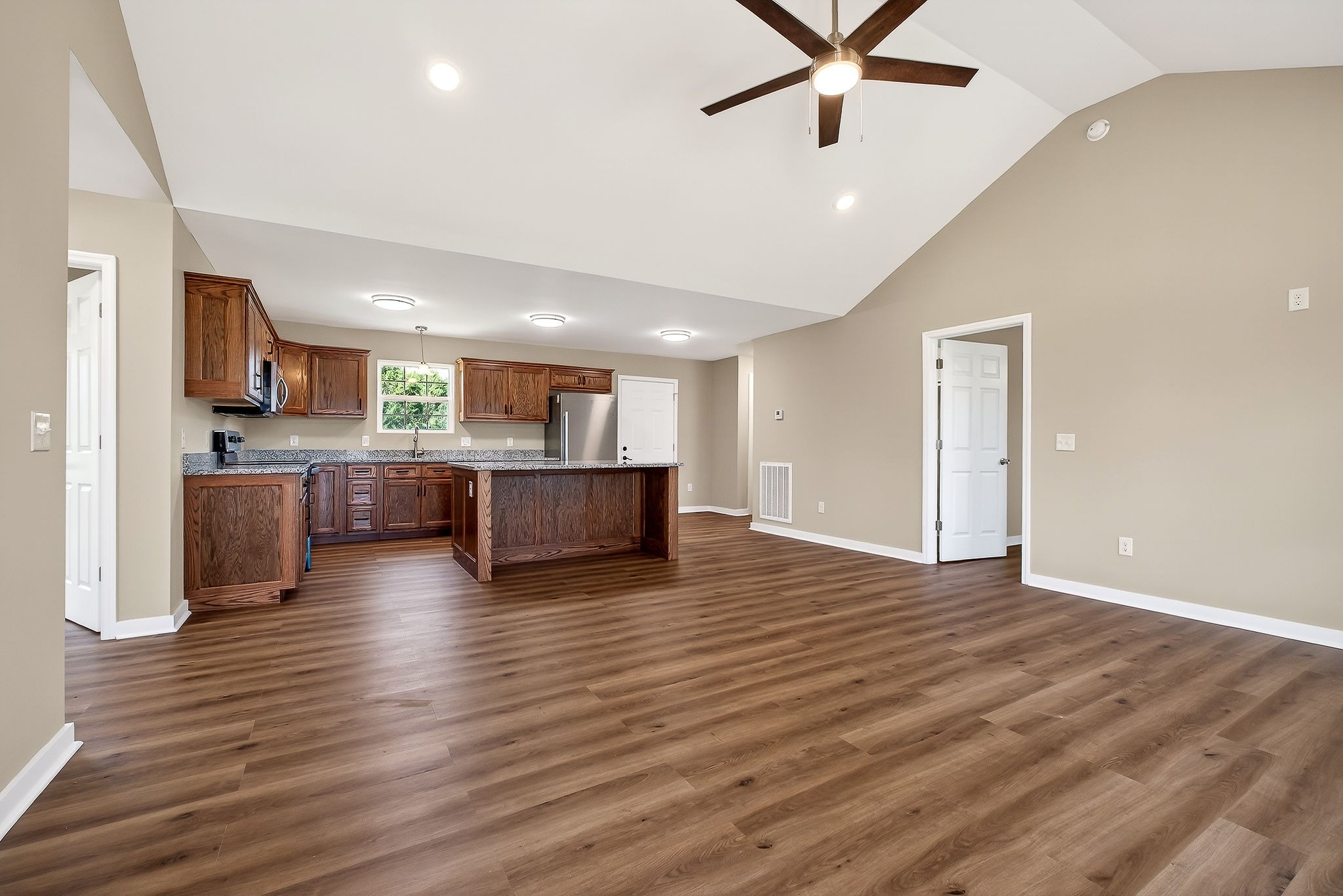 1621 Mike Muncey Rd
