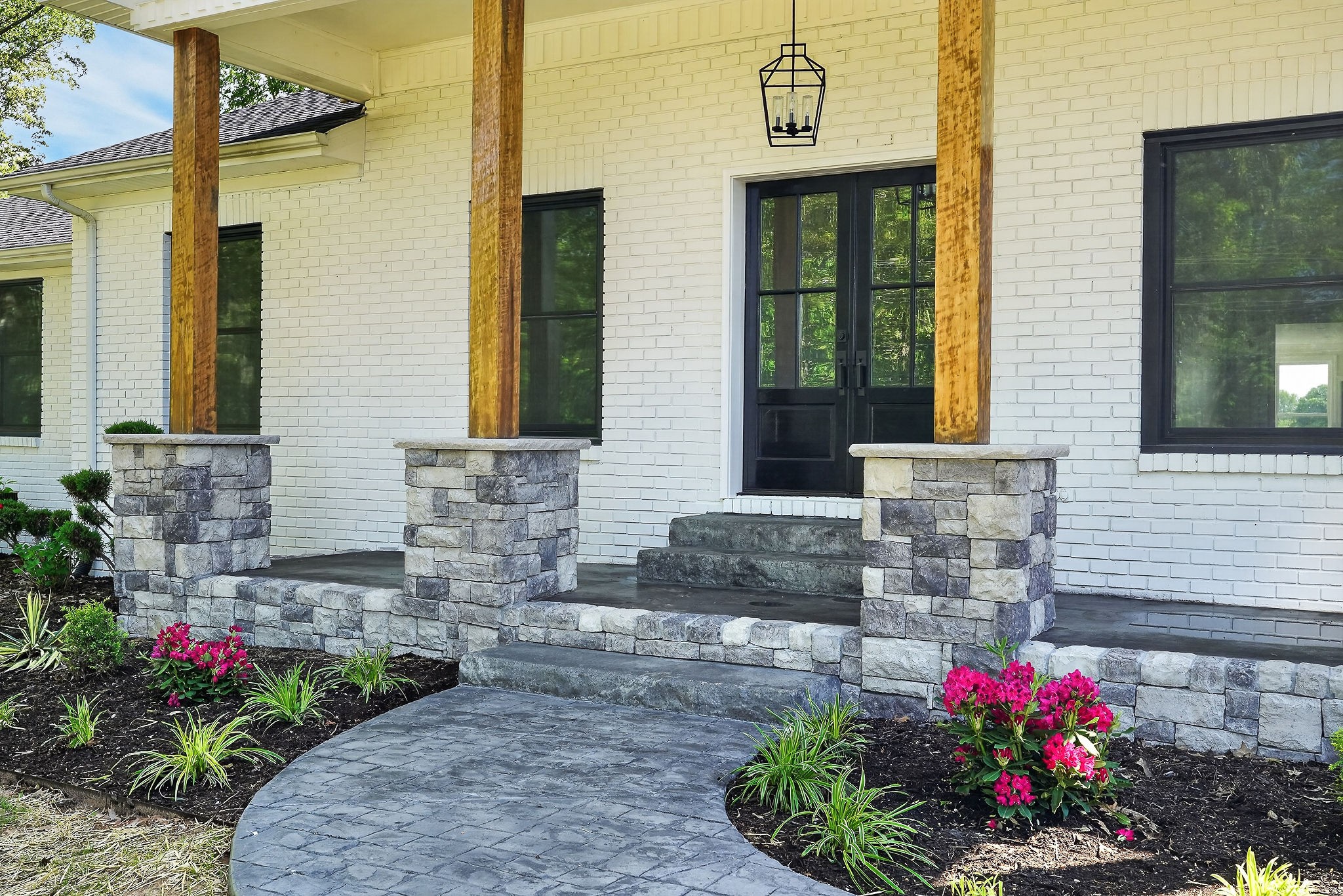 28 Lakeland Dr