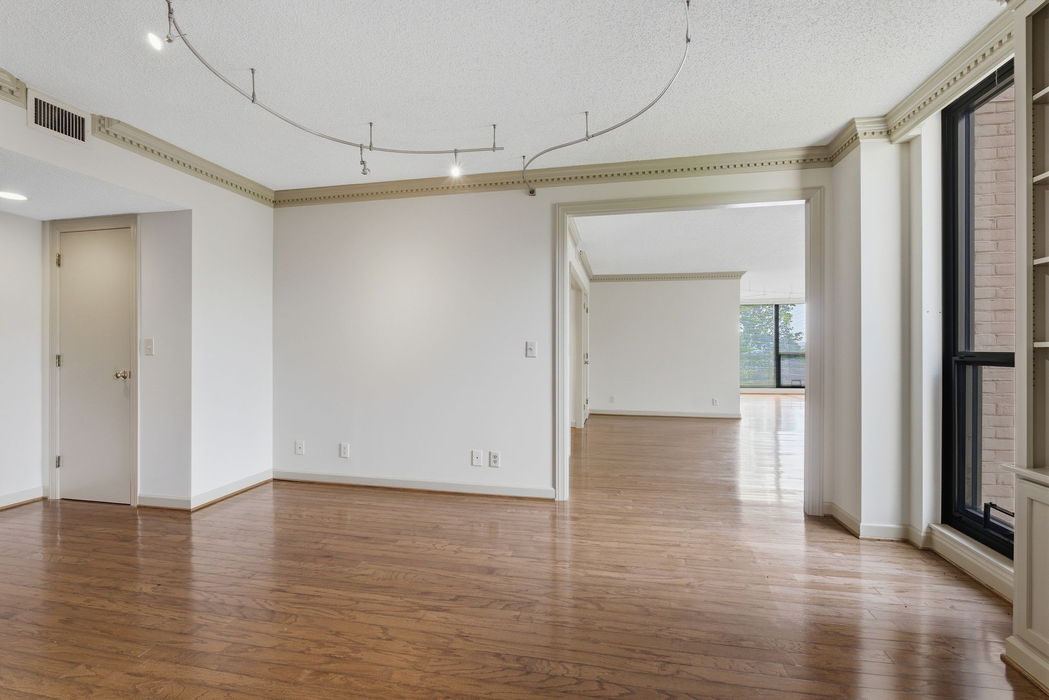 3901 West End Ave Unit: 408