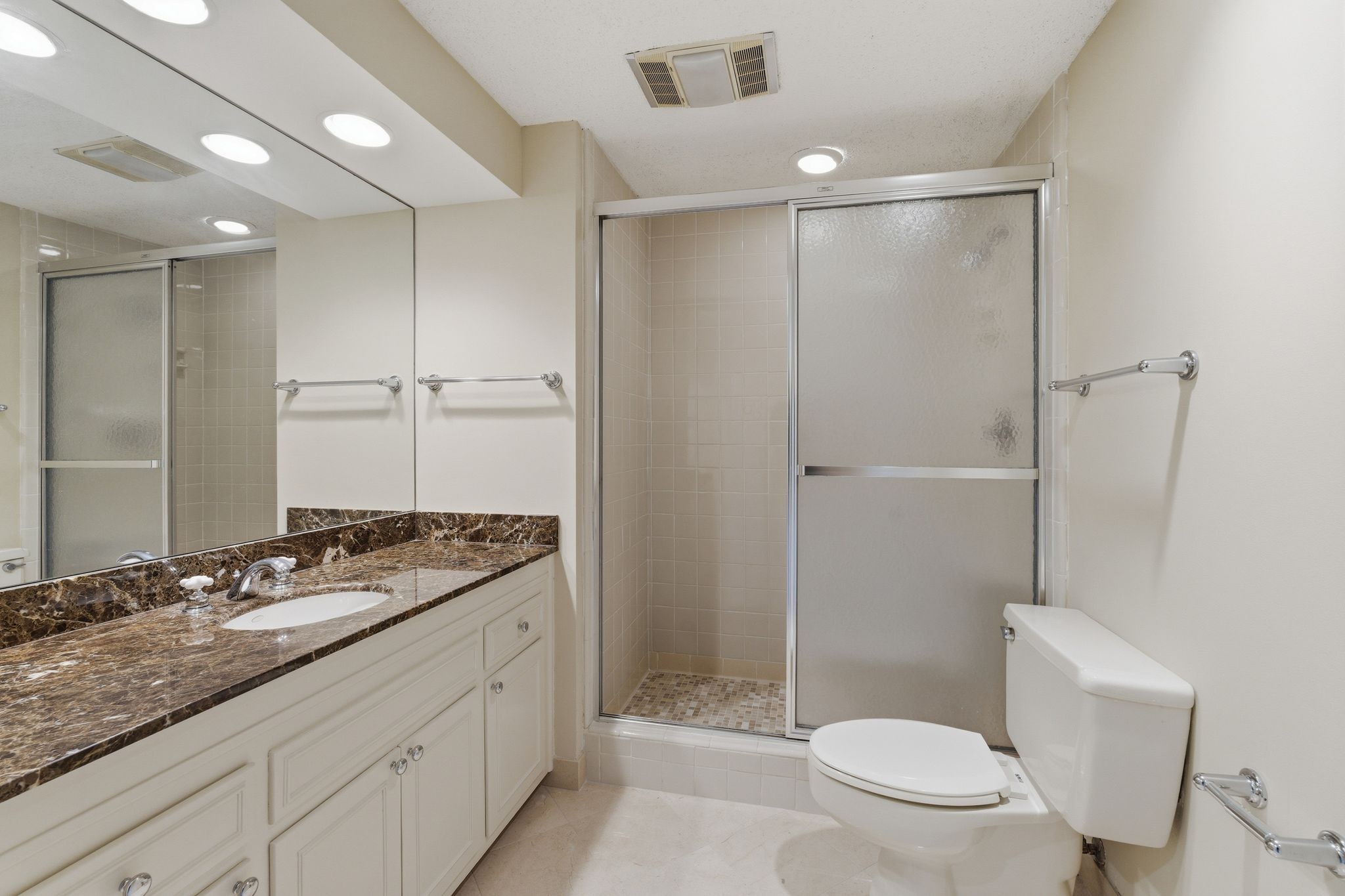 3901 West End Ave Unit: 408