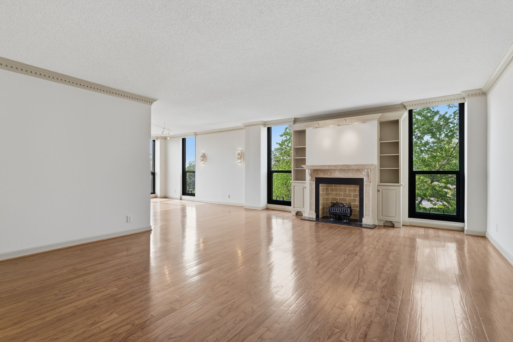 3901 West End Ave Unit: 408