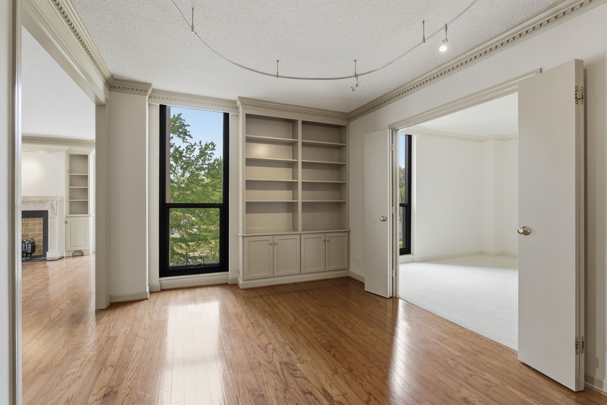 3901 West End Ave Unit: 408