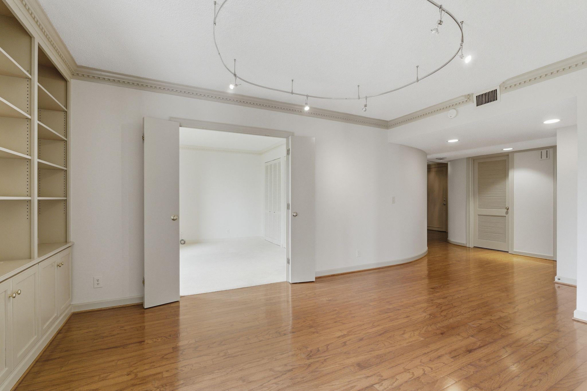 3901 West End Ave Unit: 408