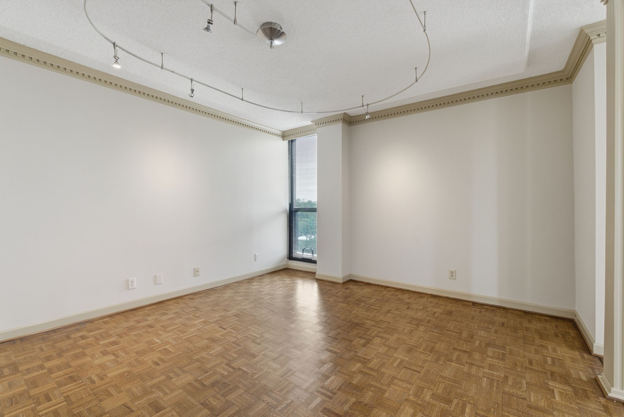 3901 West End Ave Unit: 408