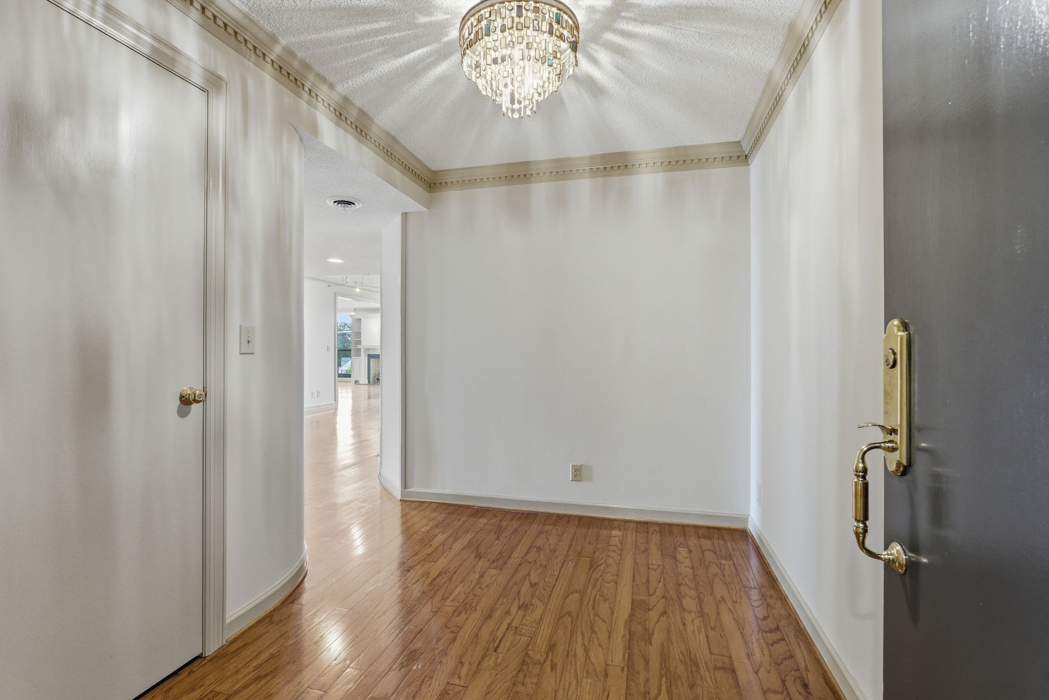 3901 West End Ave Unit: 408