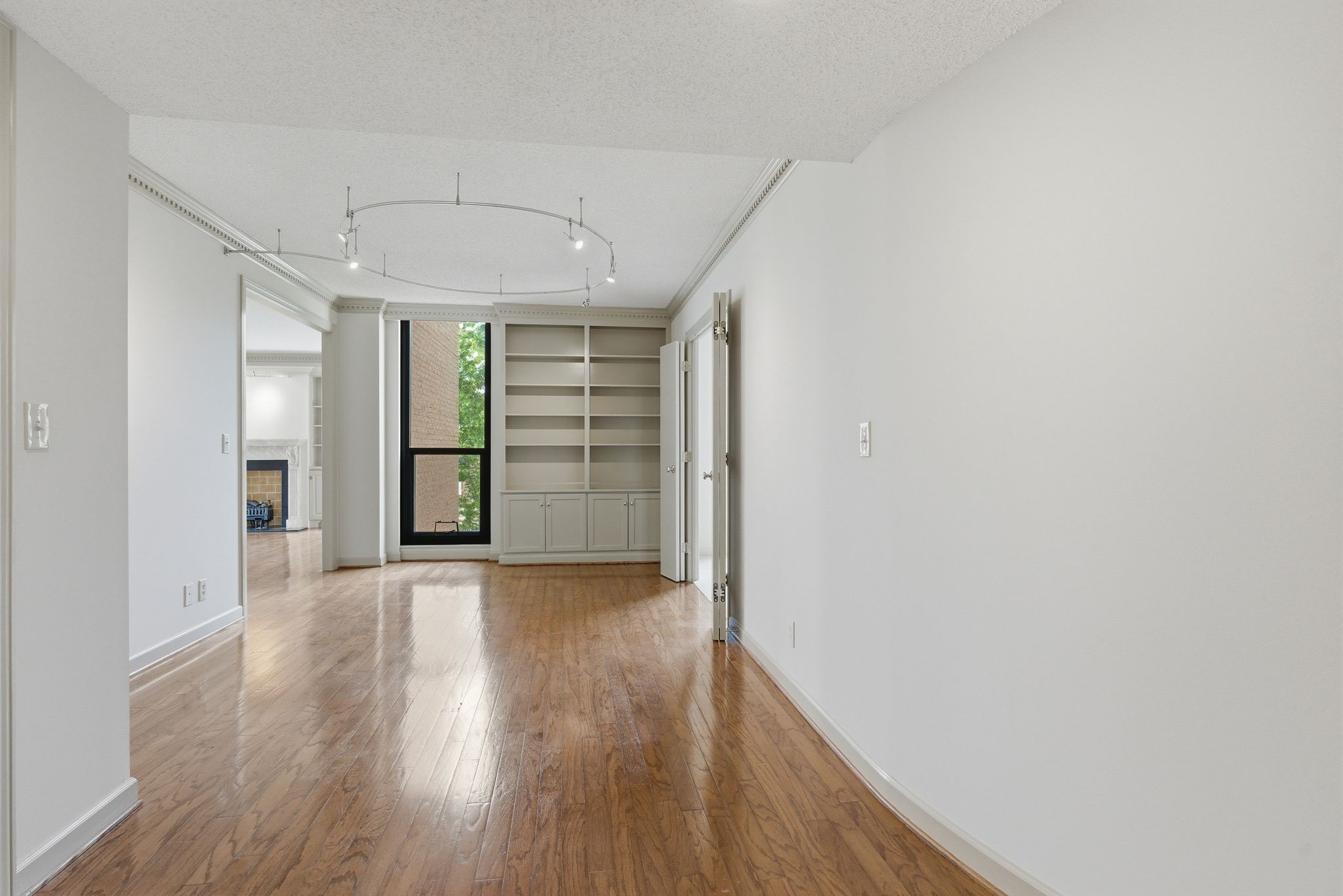 3901 West End Ave Unit: 408