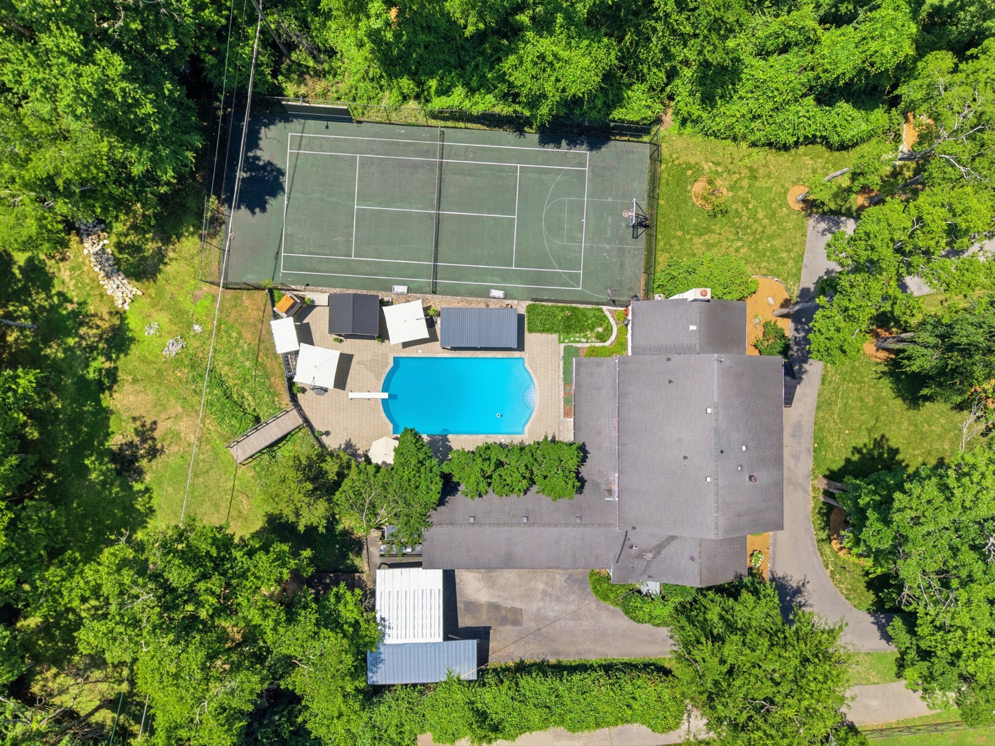 2419 Valley Brook Rd