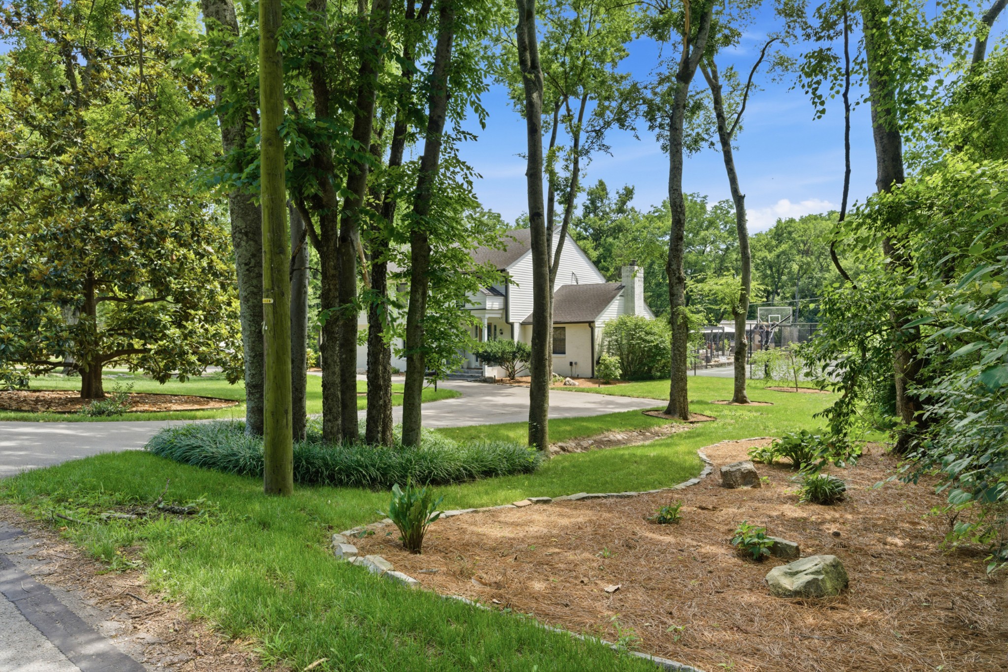 2419 Valley Brook Rd