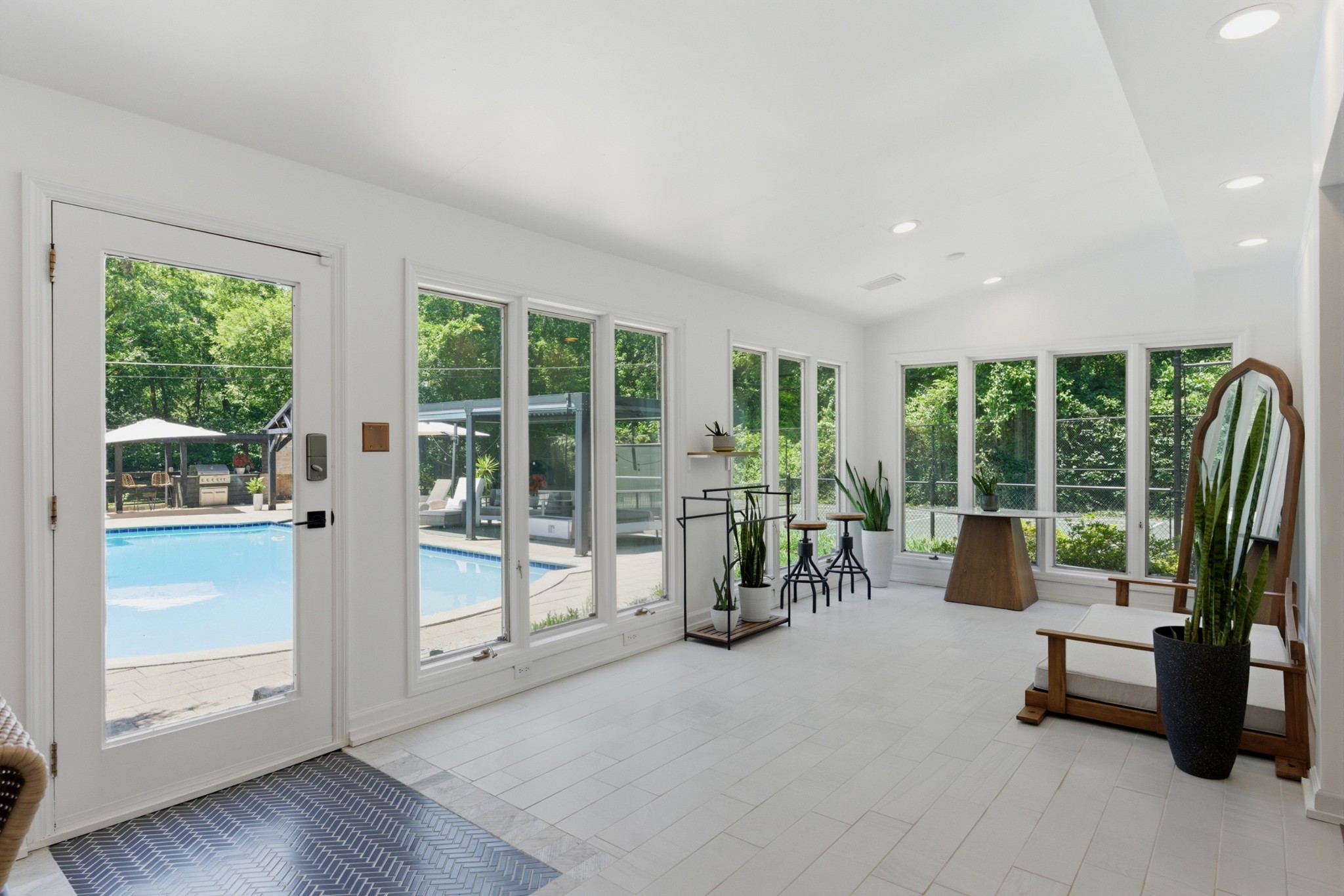 2419 Valley Brook Rd
