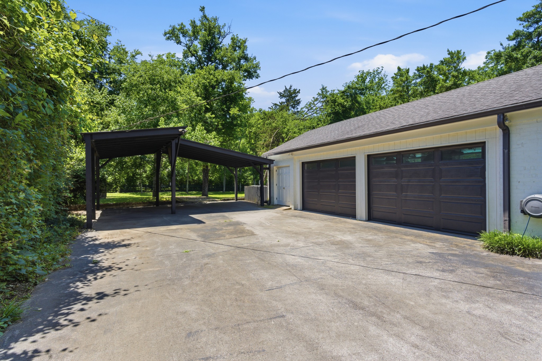 2419 Valley Brook Rd
