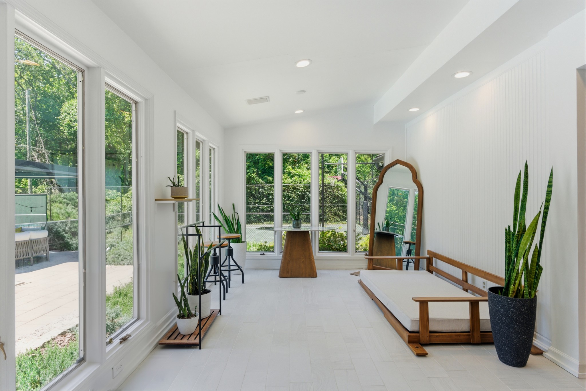 2419 Valley Brook Rd