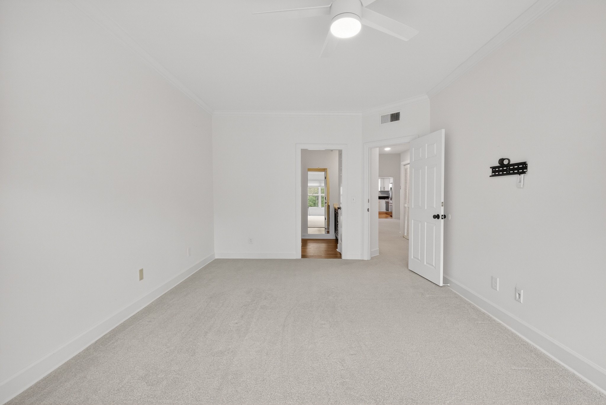 608 Arkland Pl
