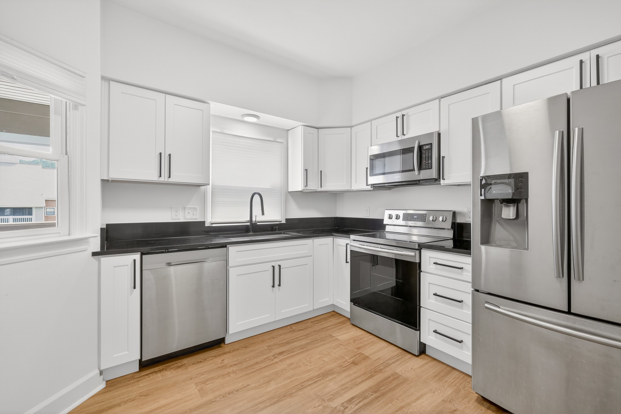 608 Arkland Pl