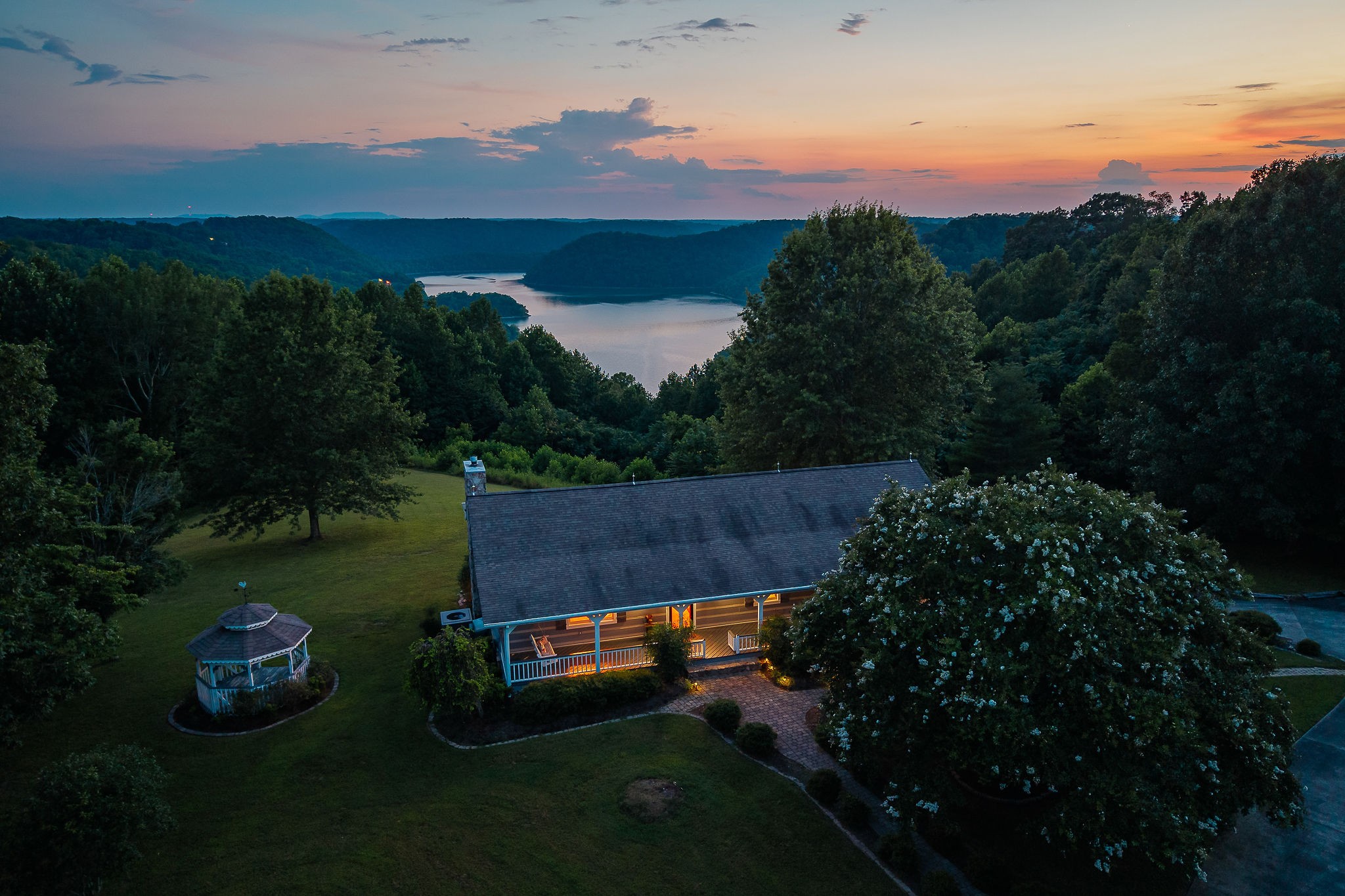 11720 Fox Hill Rd