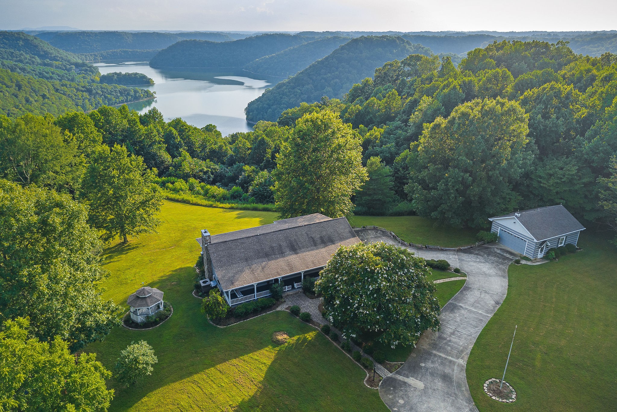 11720 Fox Hill Rd