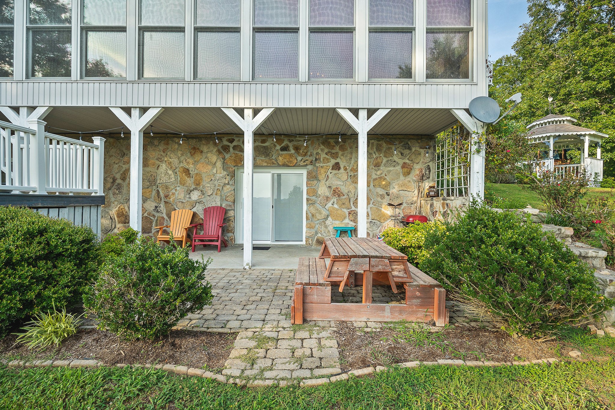 11720 Fox Hill Rd