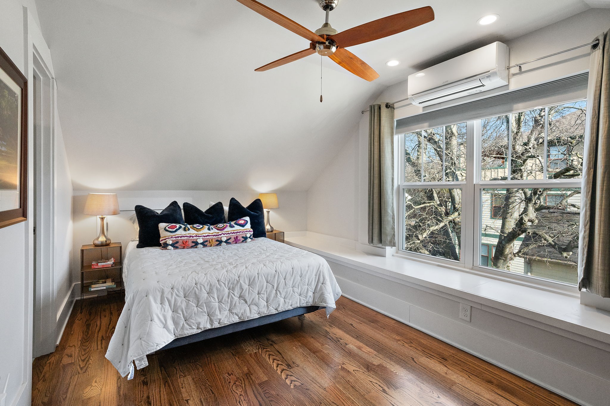 3506 Hillsdale Ave Unit: A