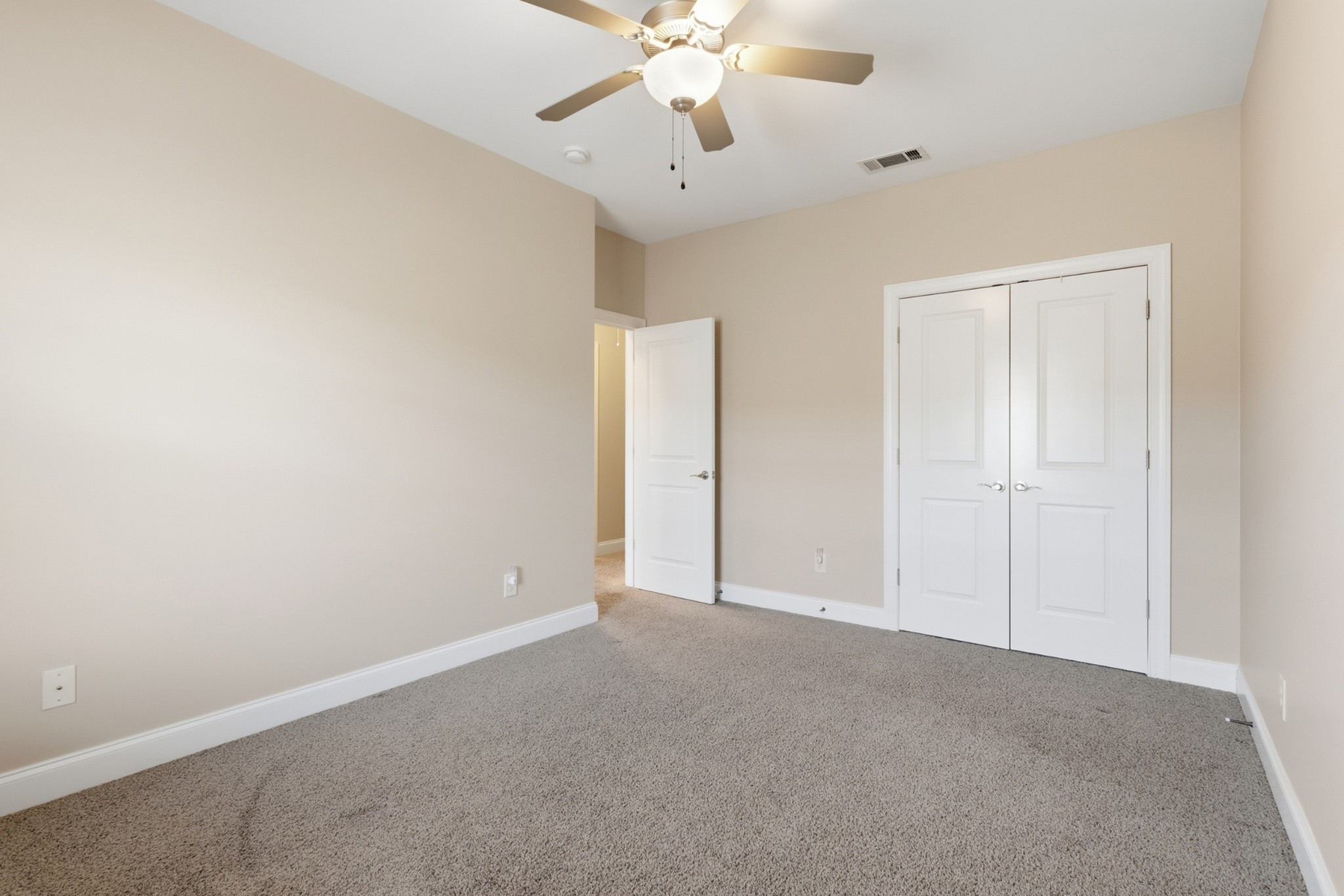 2220 Clare Park Dr