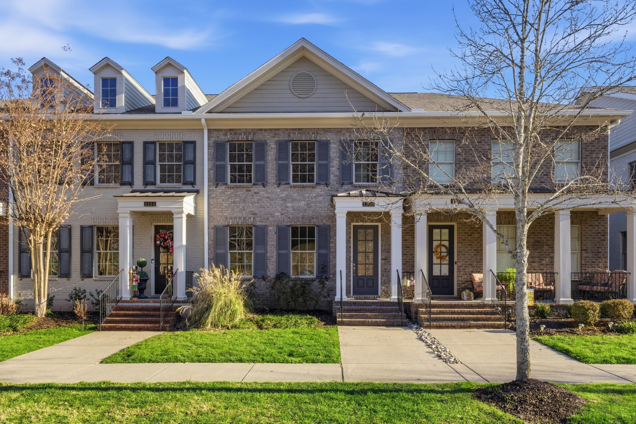 2220 Clare Park Dr