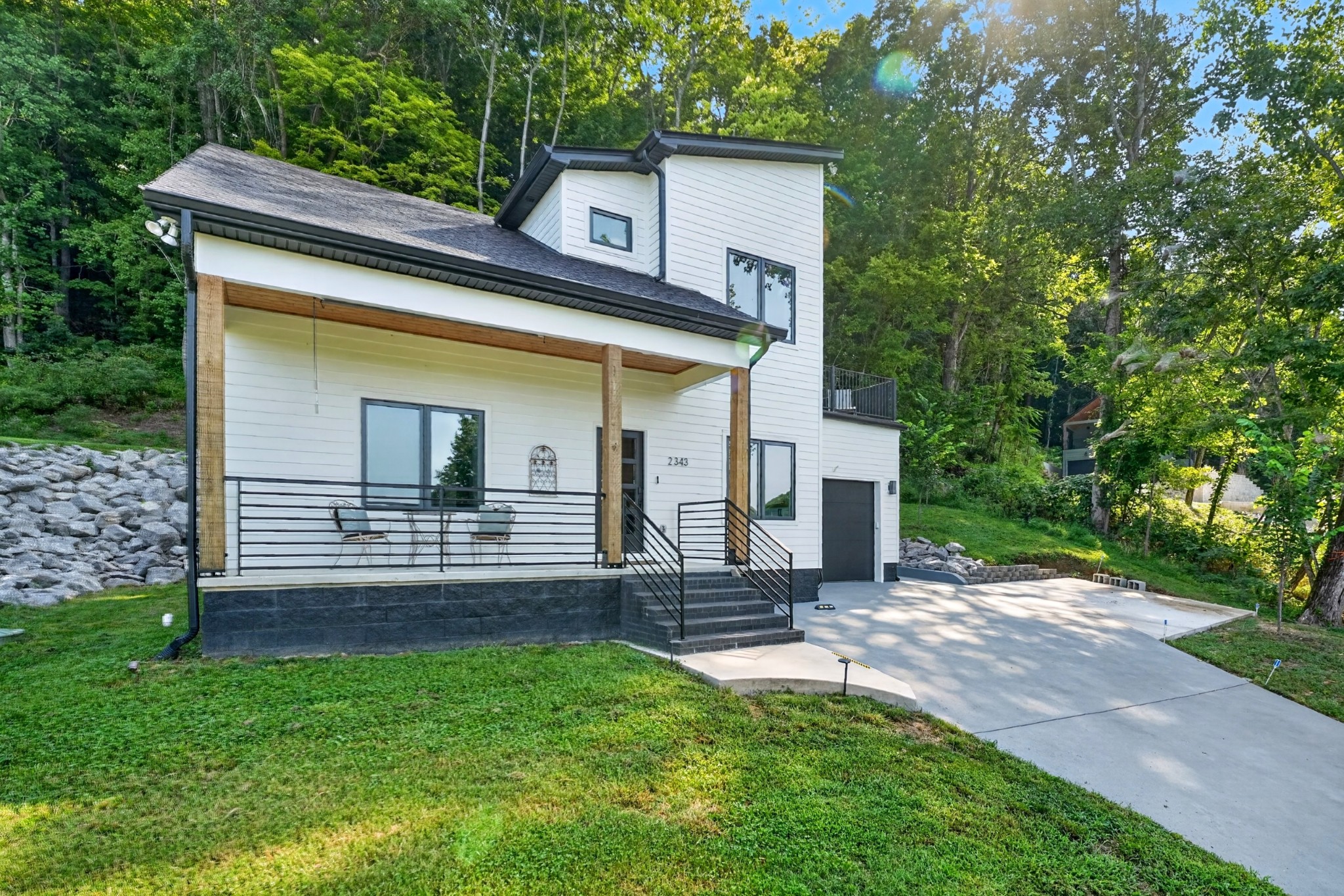 2343 Shoreside Dr