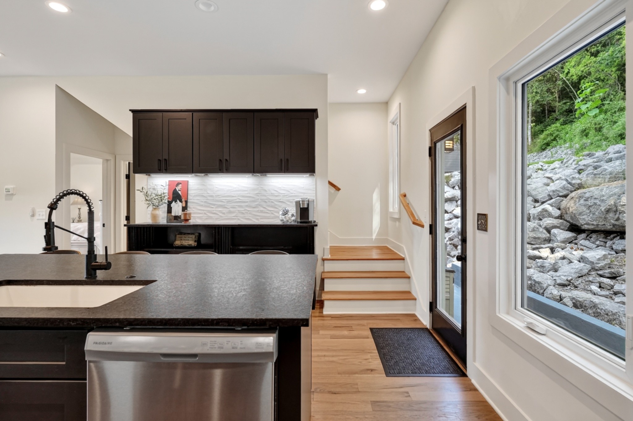 2343 Shoreside Dr